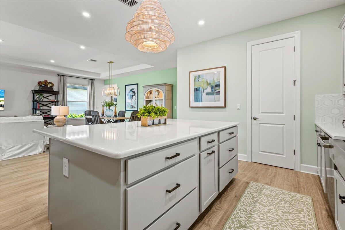 10027 SW Santini Road