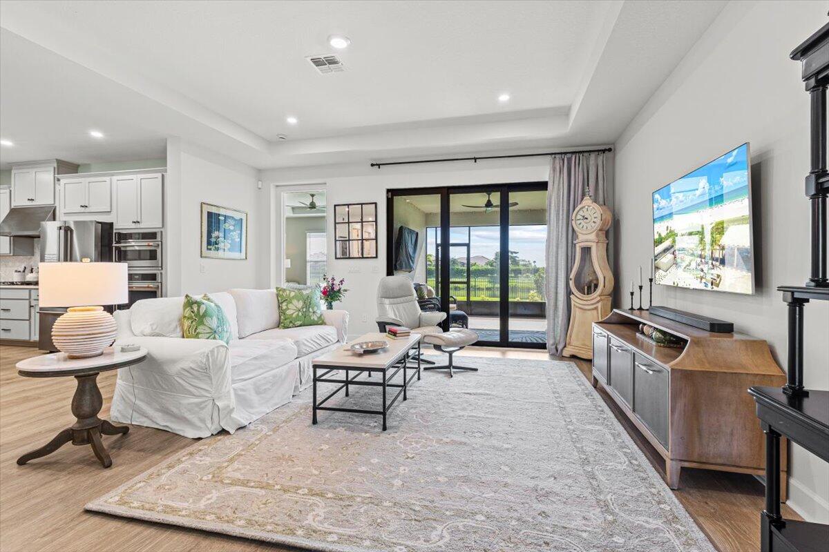 10027 SW Santini Road