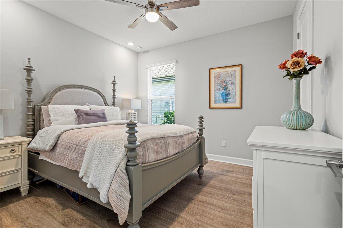 10027 SW Santini Road