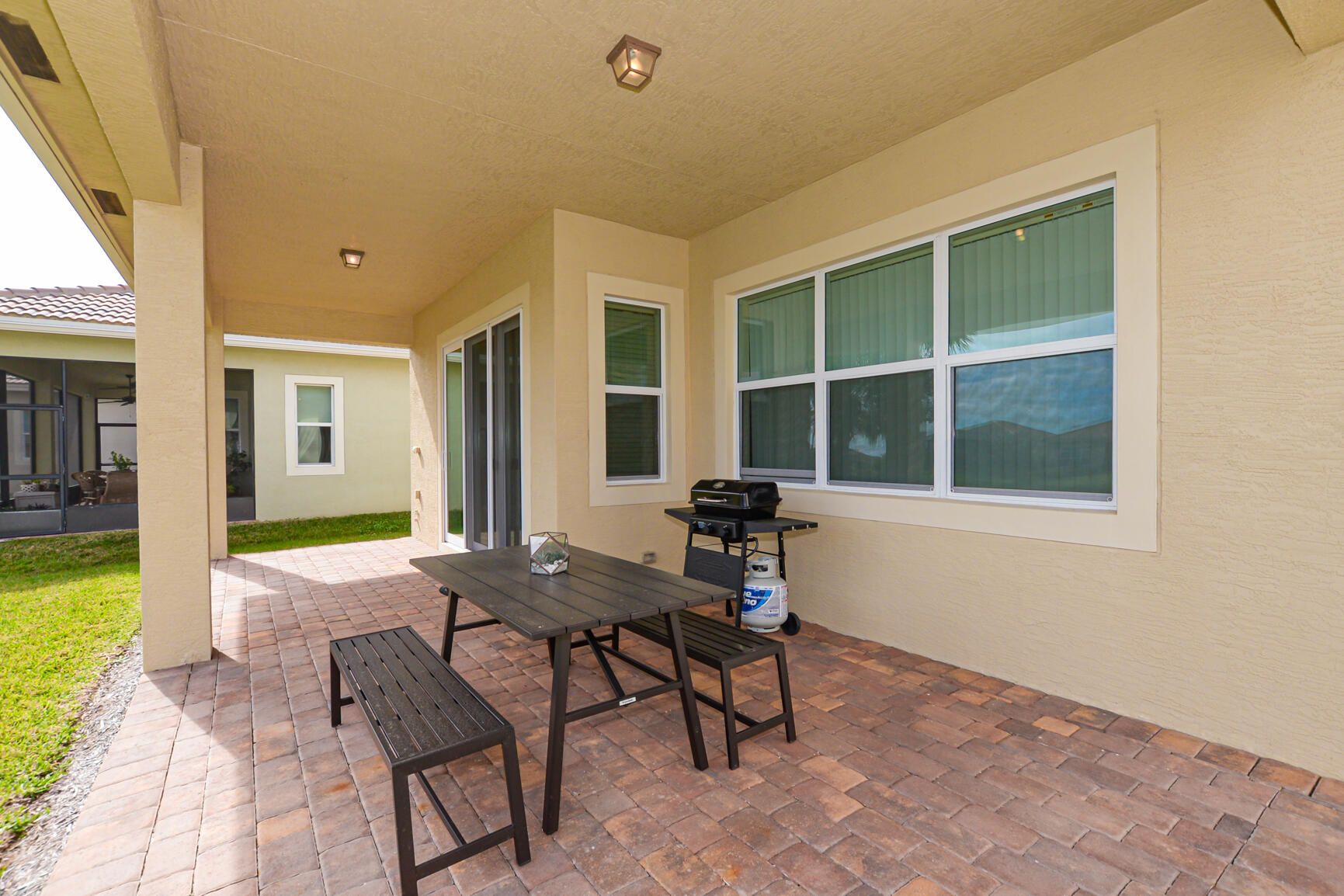 19006 SW Positano Way