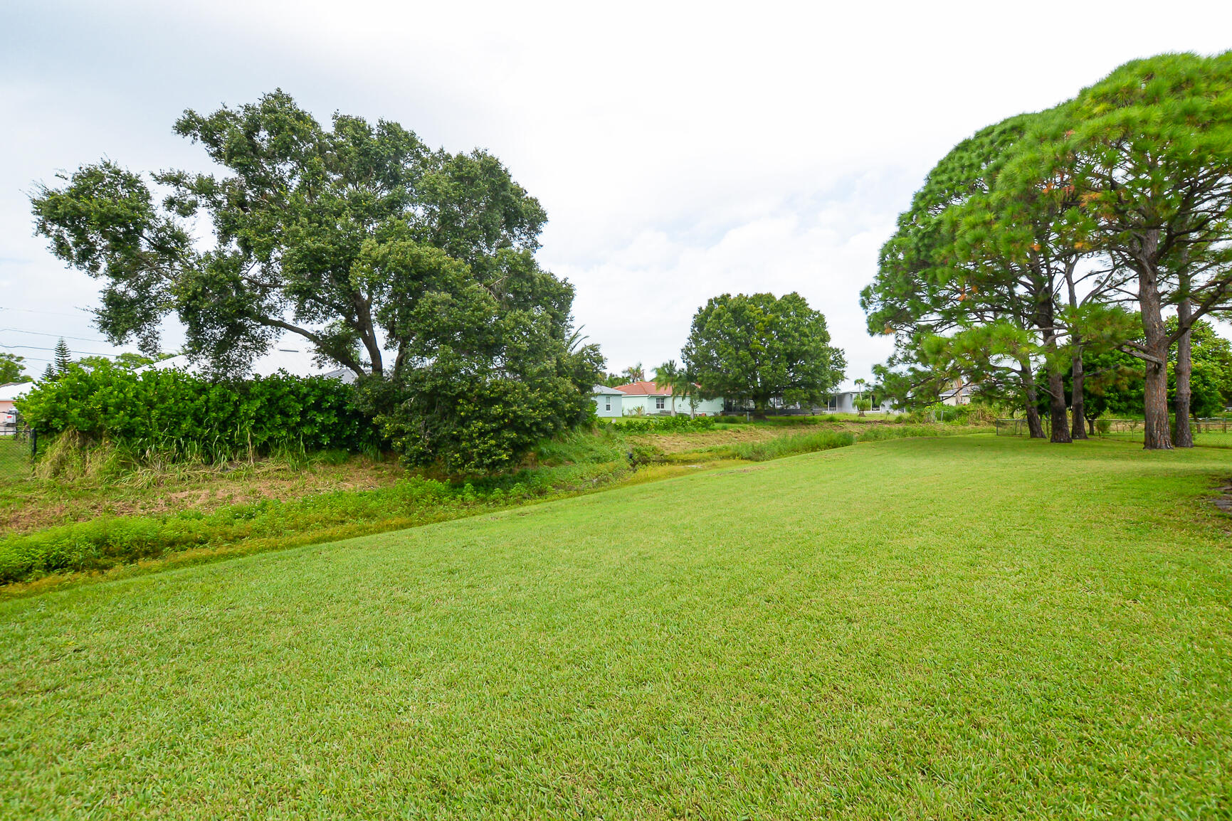 311 SE Fisk Road