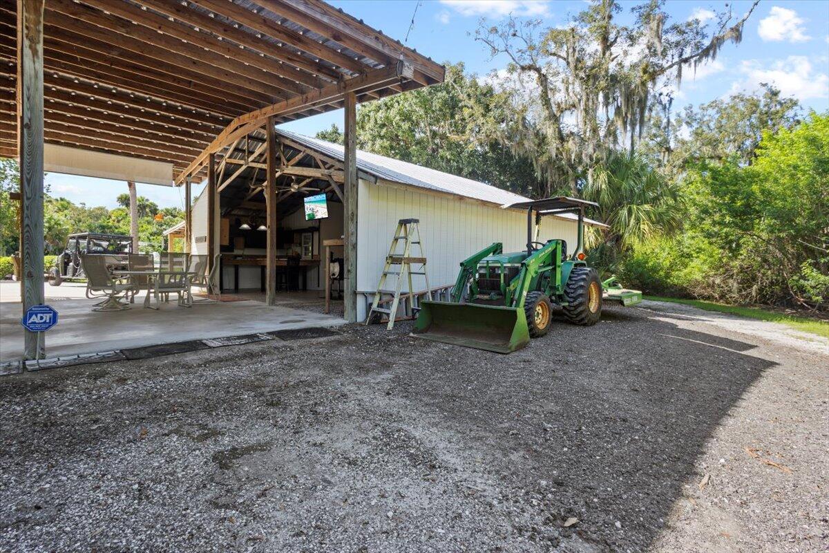 10300 Muller Road