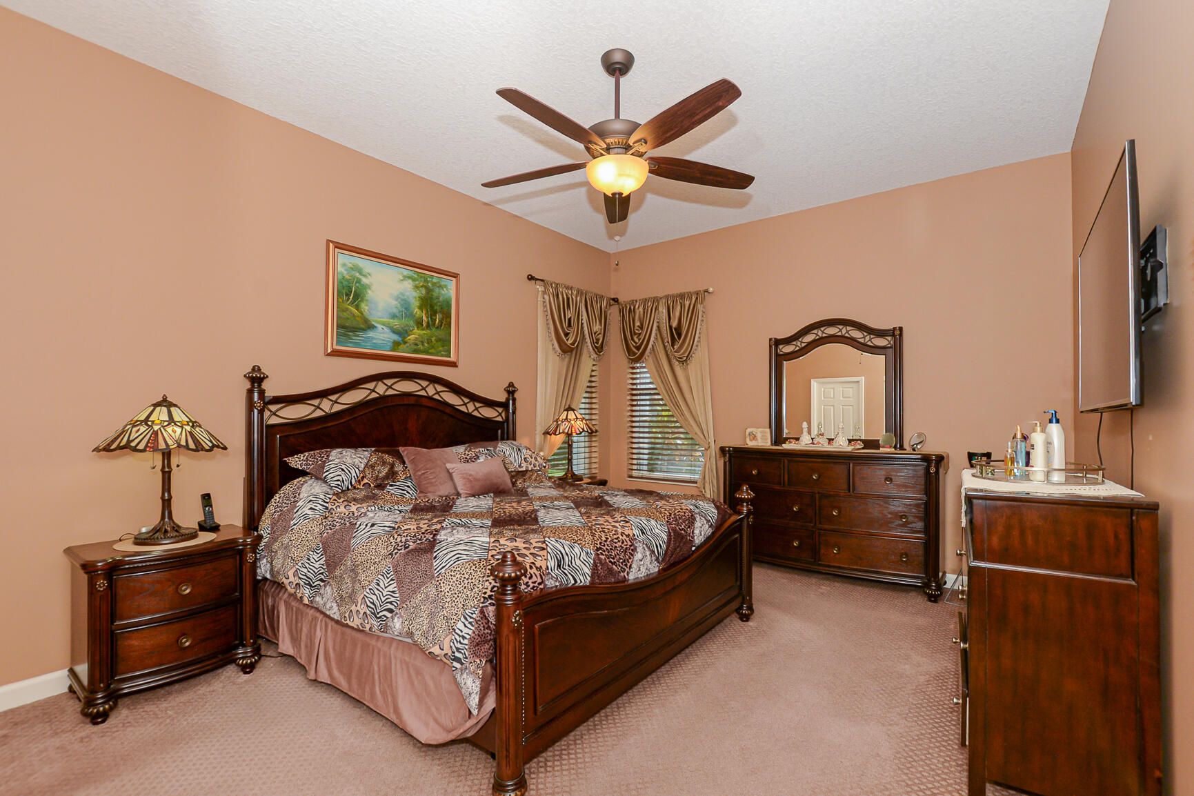 647 SW Andros Circle