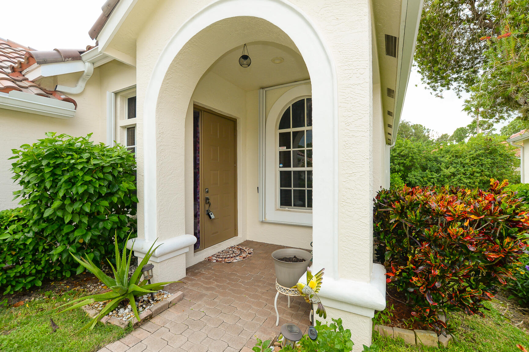 647 SW Andros Circle