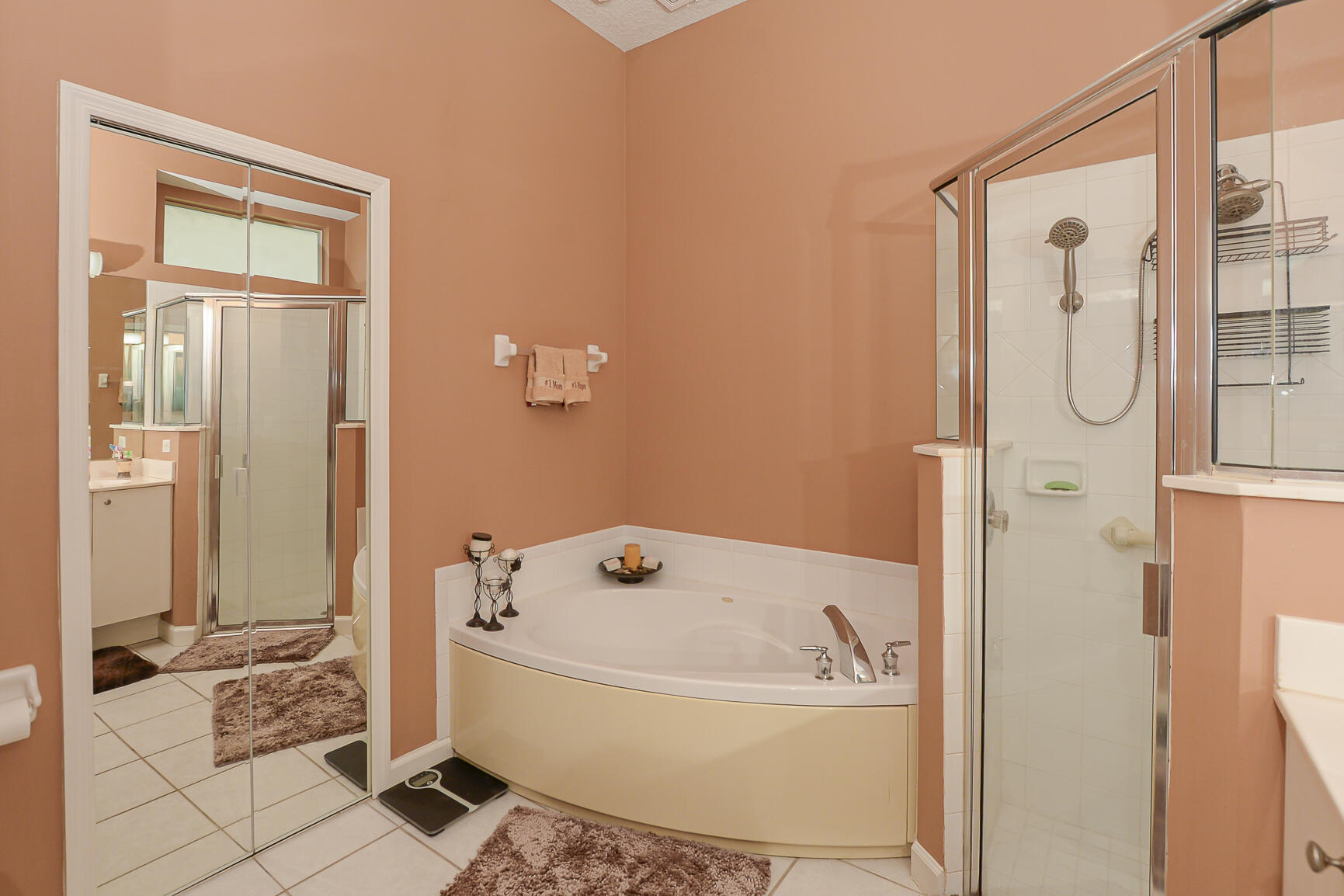 647 SW Andros Circle