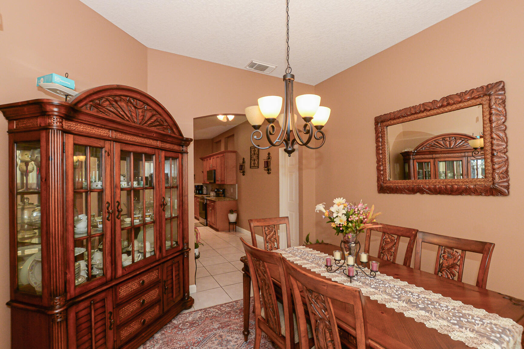 647 SW Andros Circle