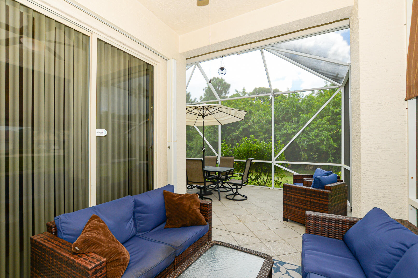 647 SW Andros Circle