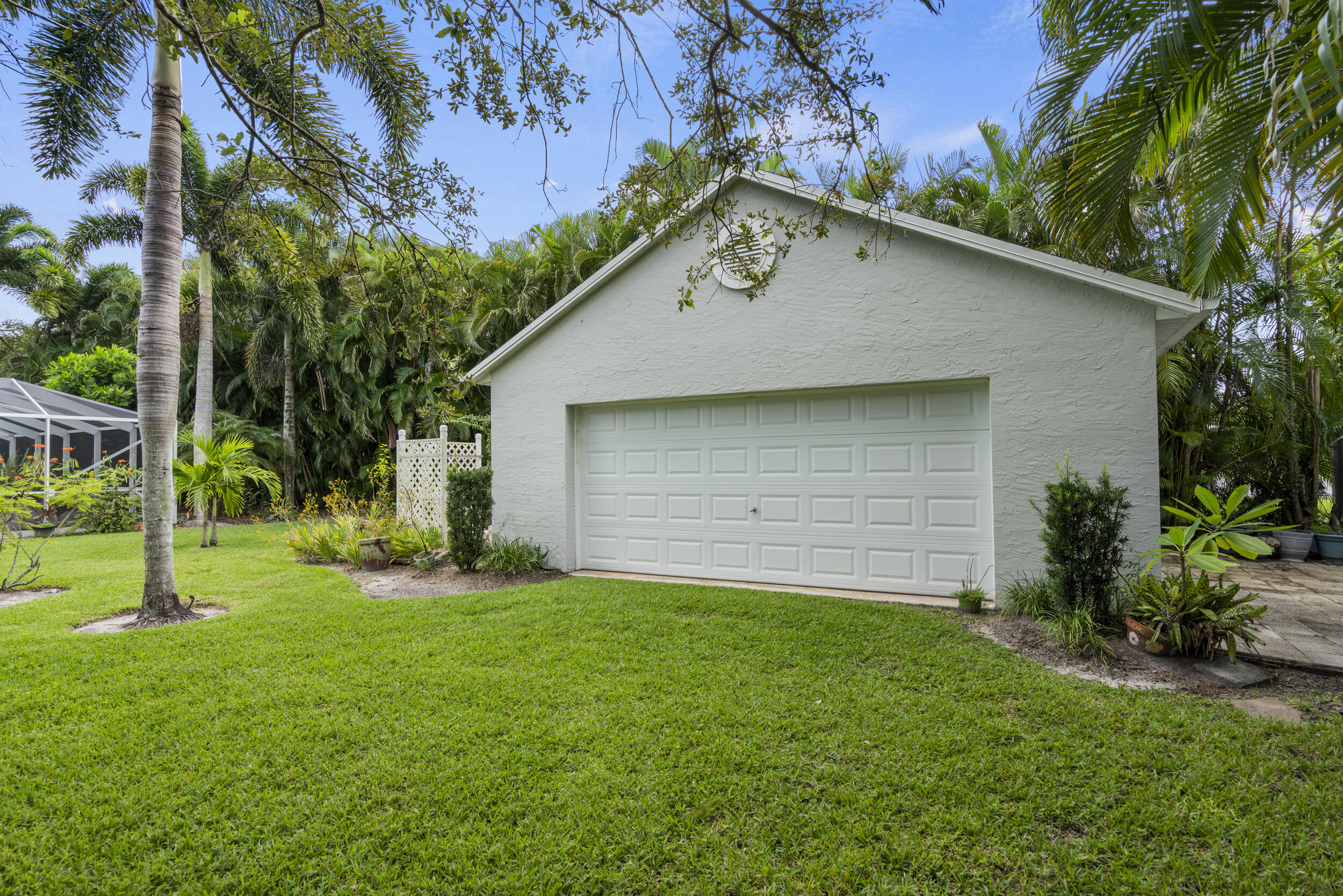 5942 NW Baynard Drive