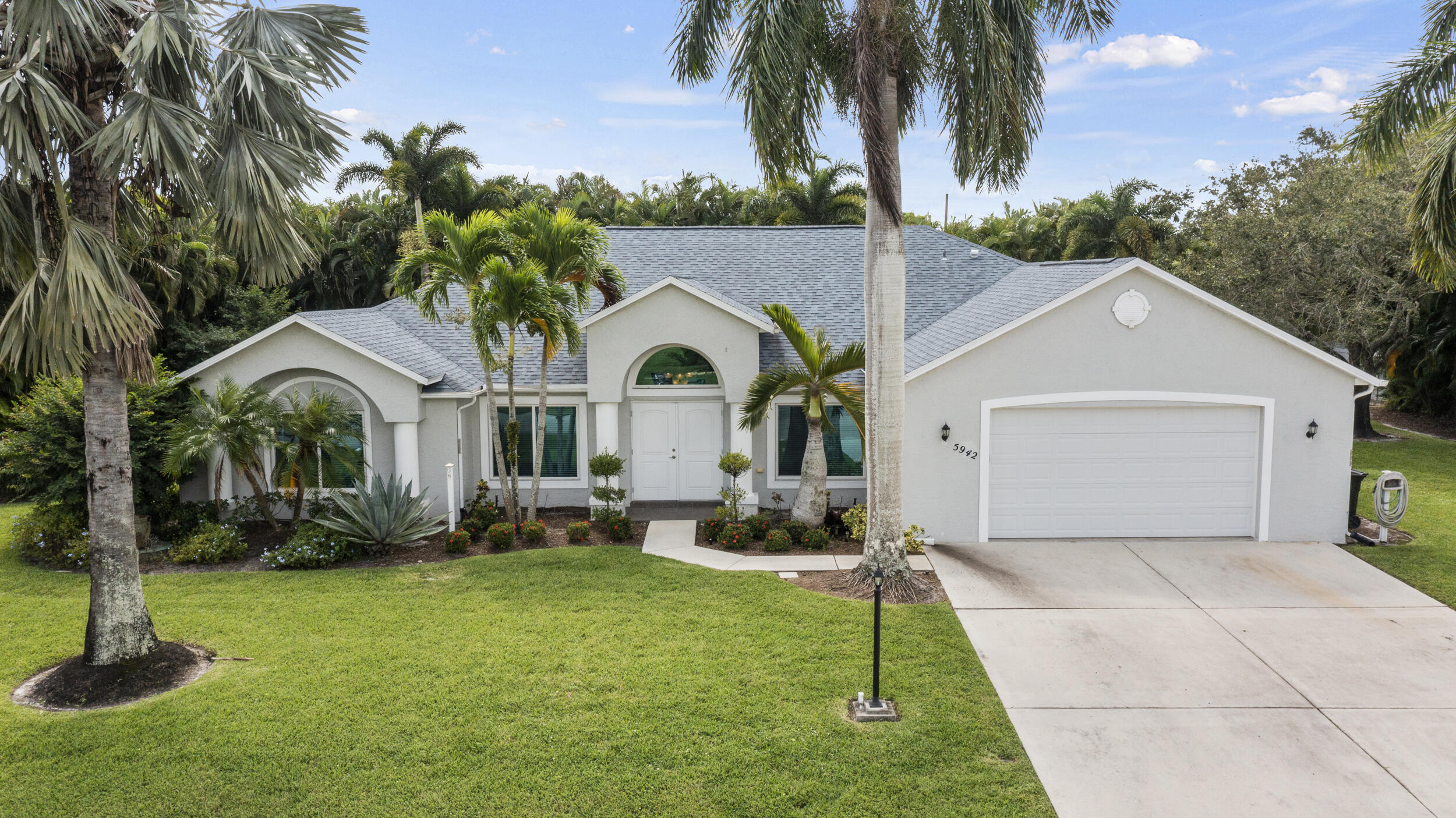 5942 NW Baynard Drive