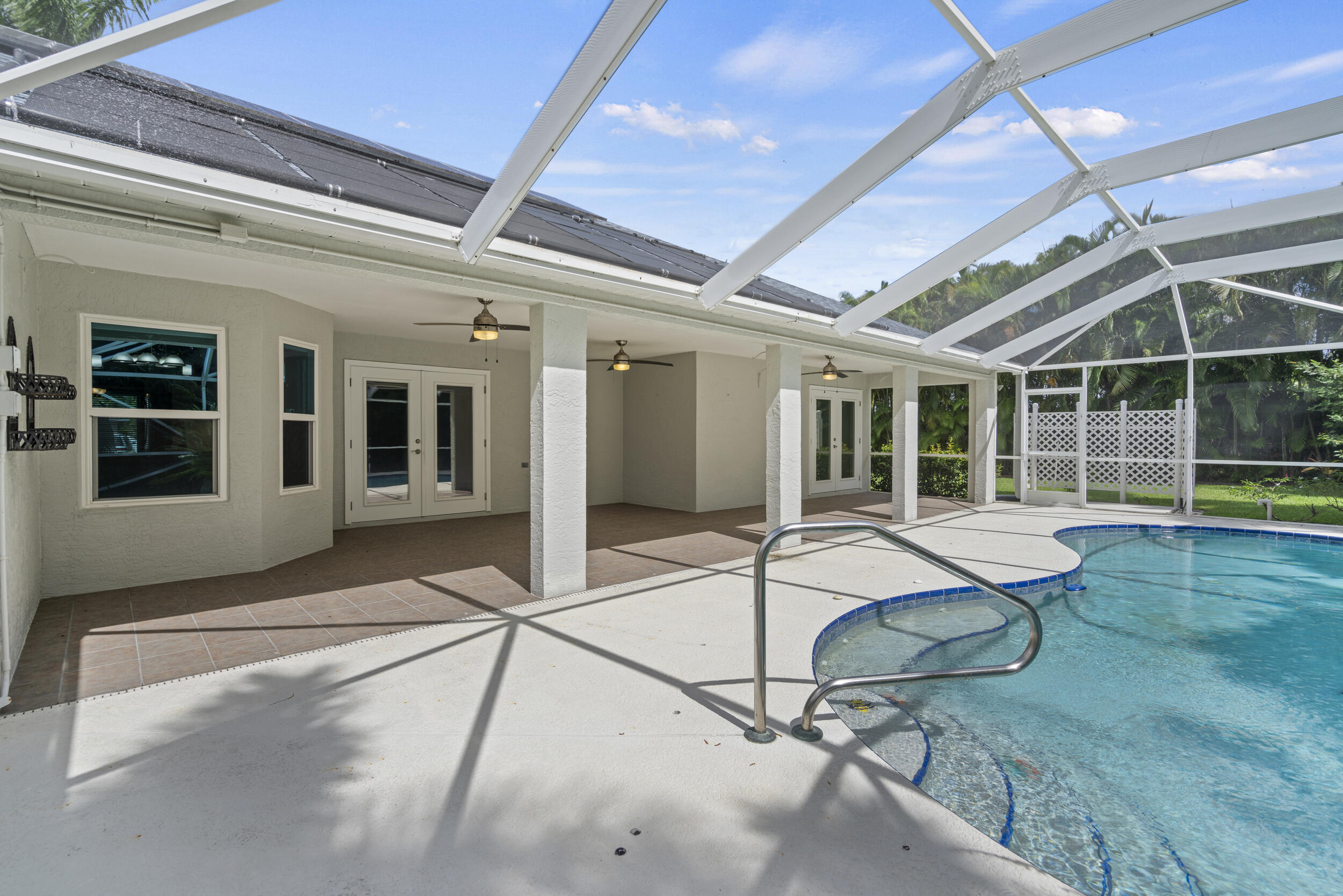 5942 NW Baynard Drive