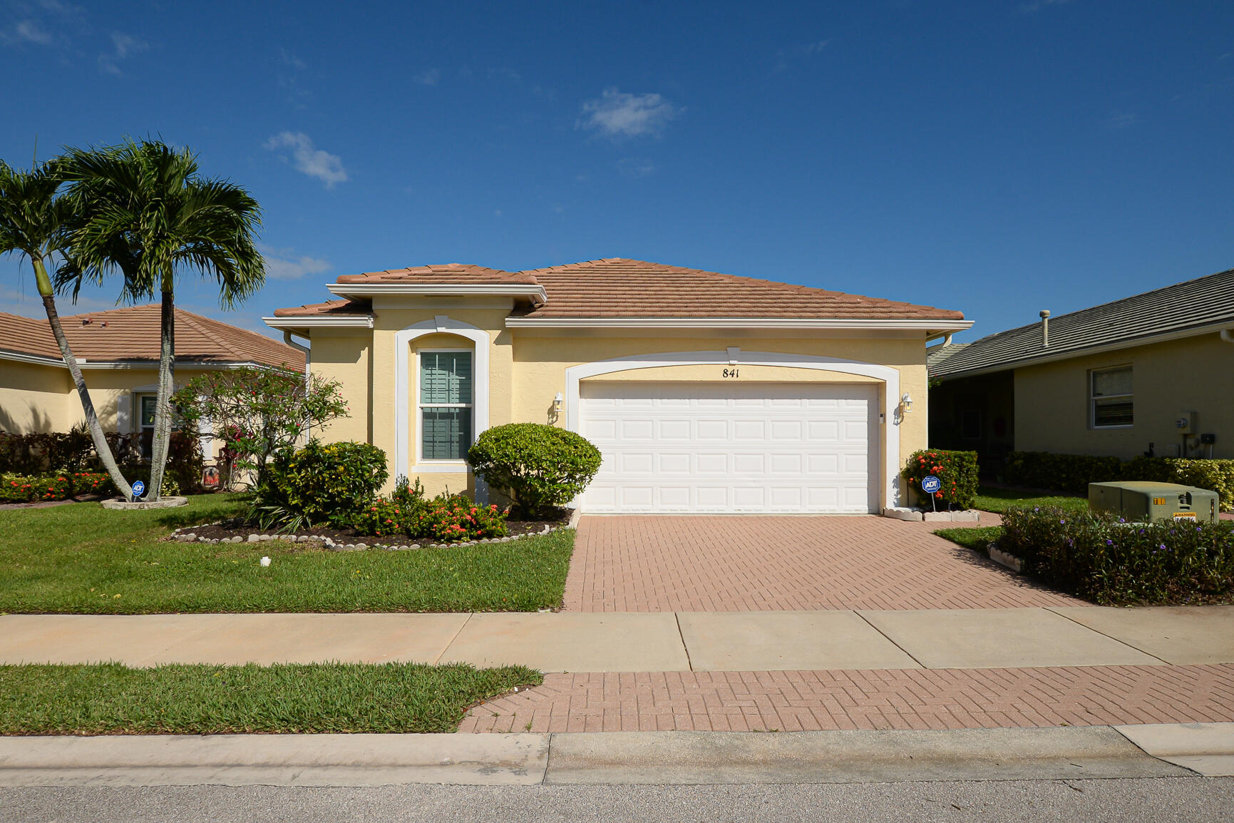 841 SW Rocky Bayou Terrace