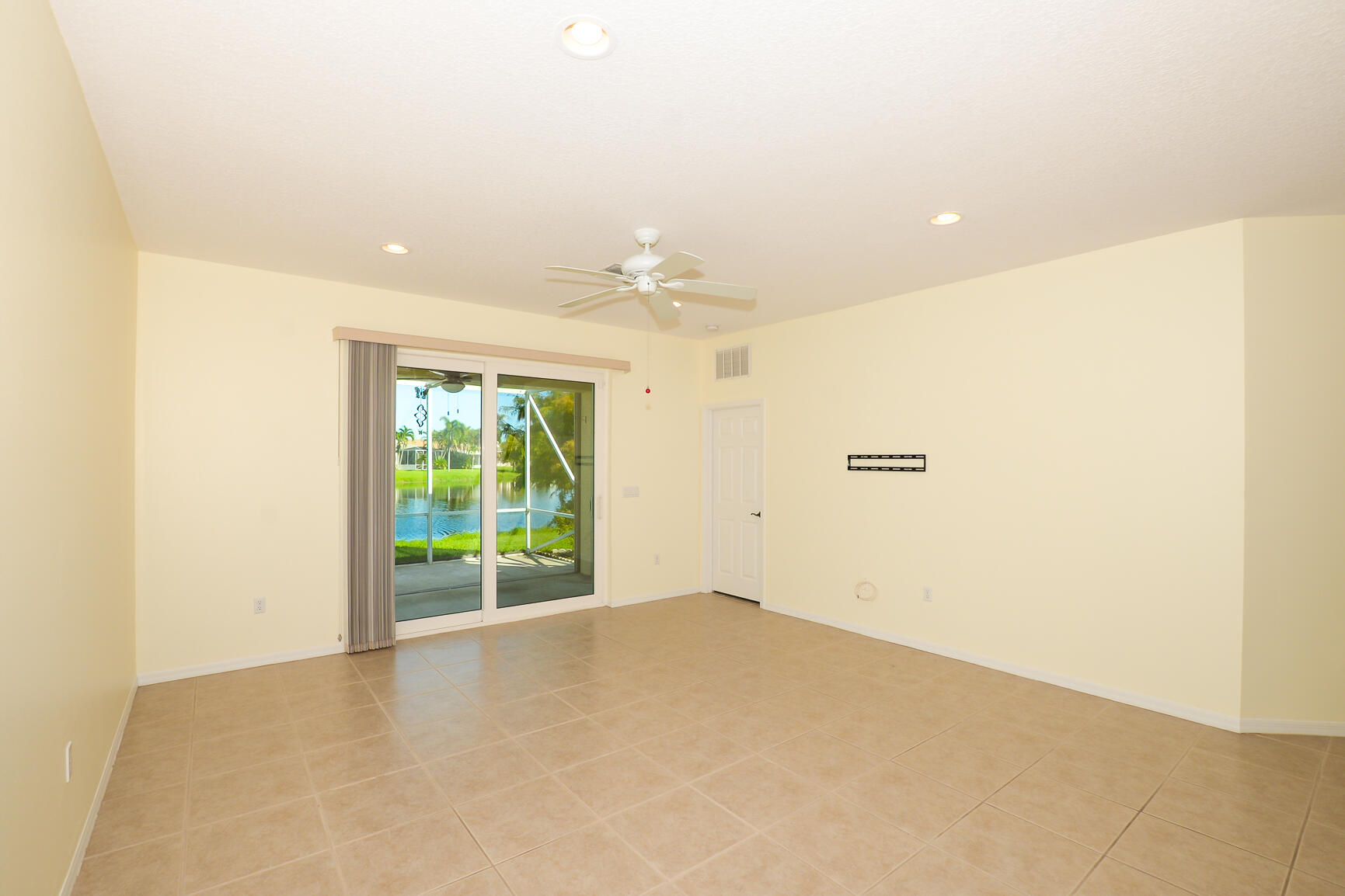 841 SW Rocky Bayou Terrace