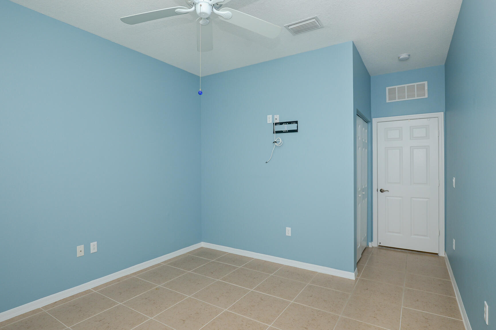 841 SW Rocky Bayou Terrace