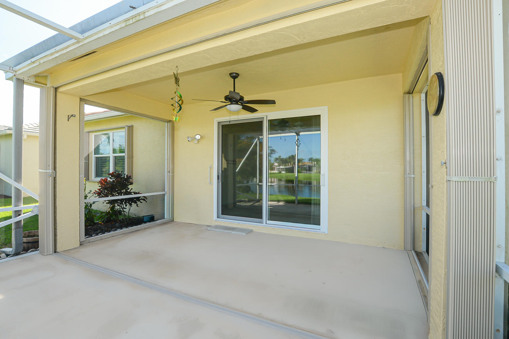 841 SW Rocky Bayou Terrace