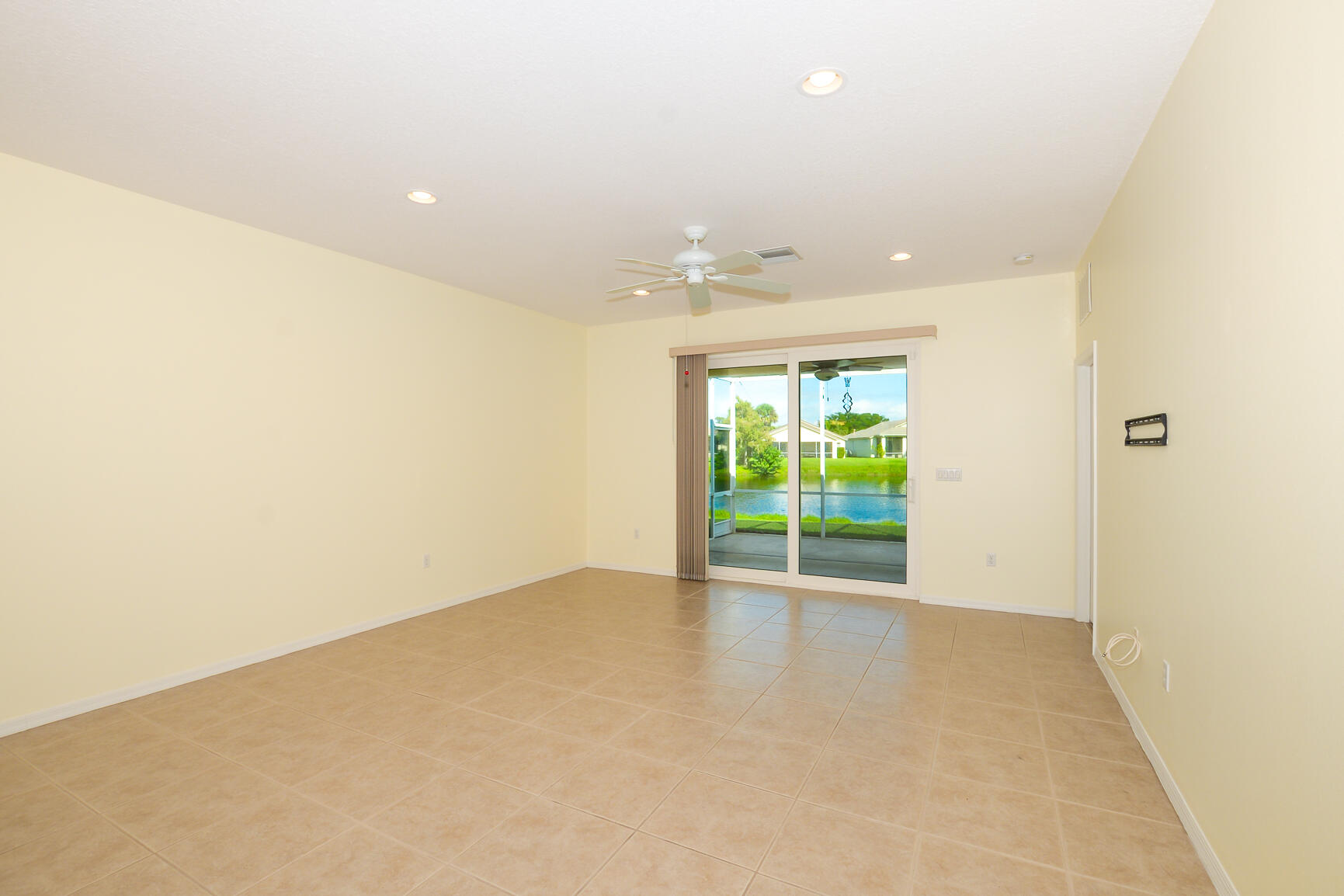 841 SW Rocky Bayou Terrace