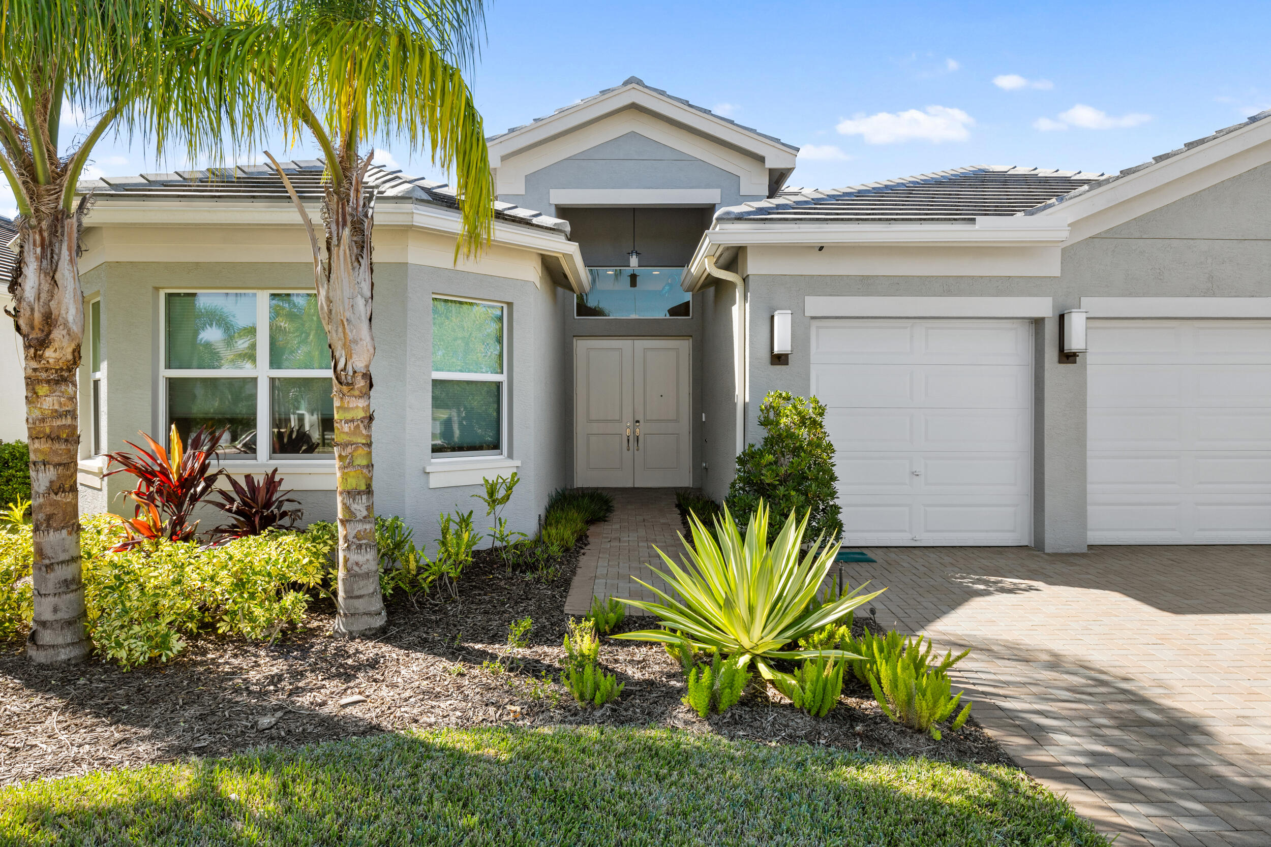 11974 SW Laguna Bay Parkway