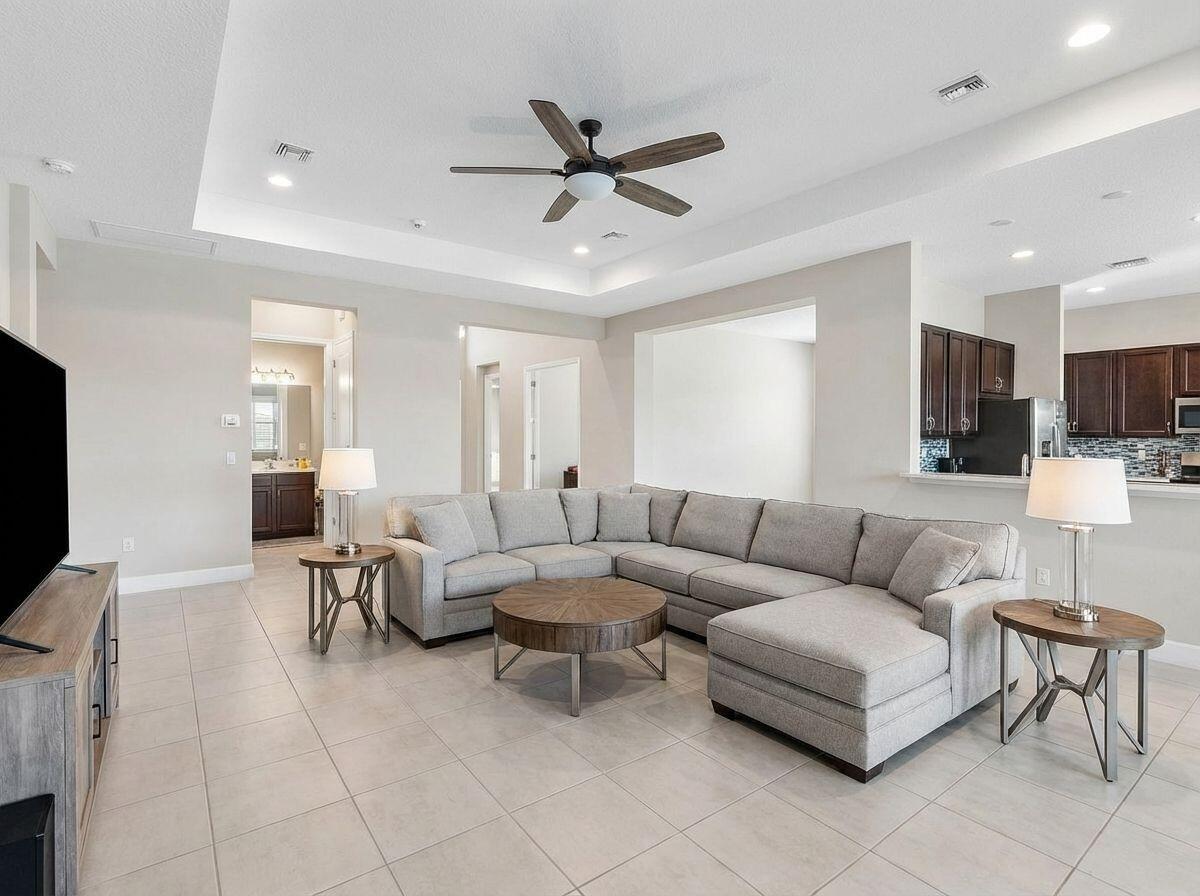 11974 SW Laguna Bay Parkway