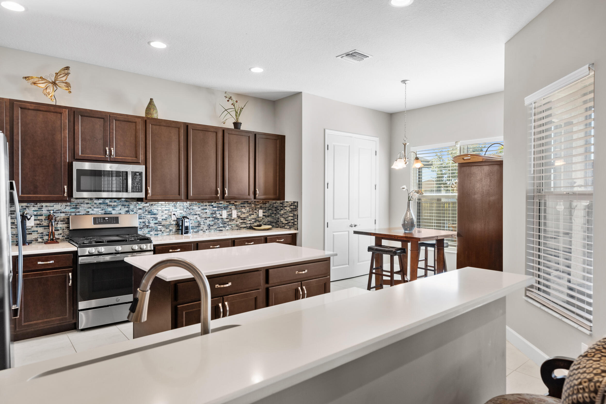 11974 SW Laguna Bay Parkway