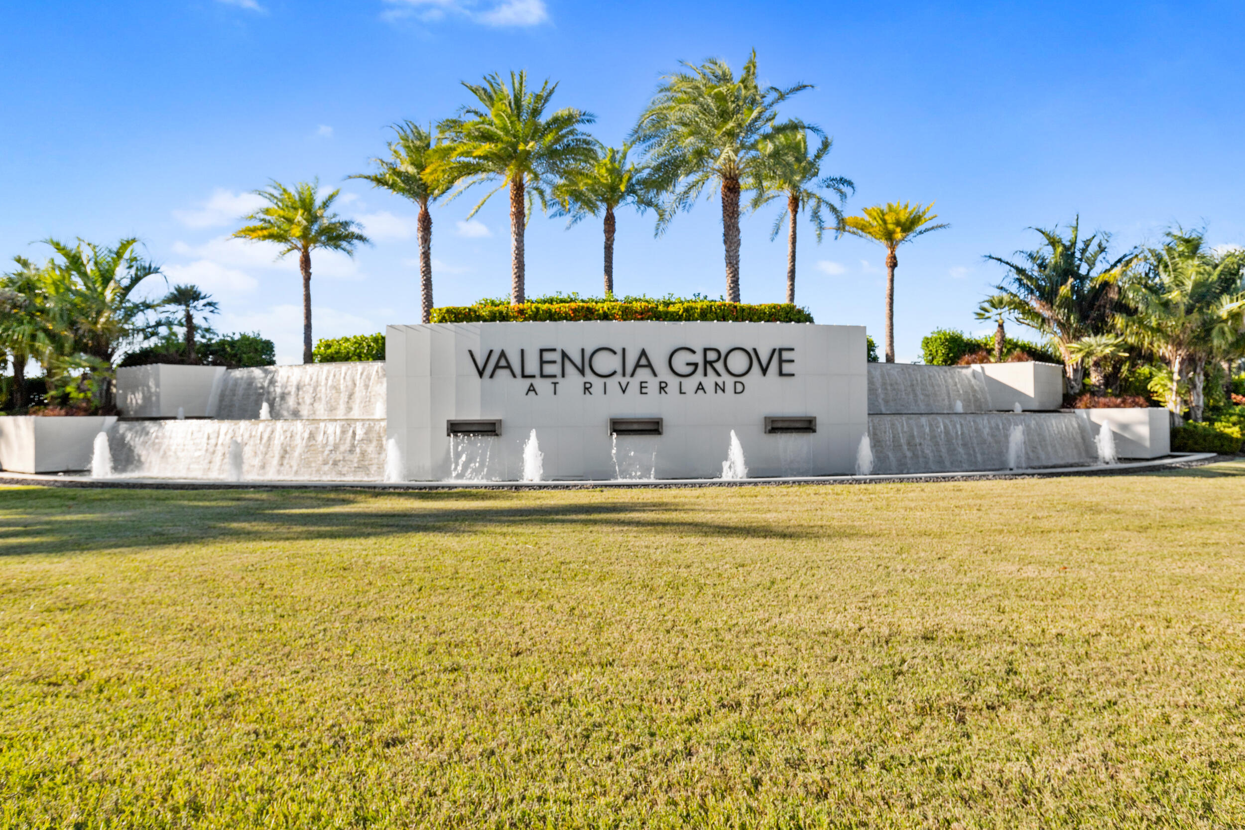 11974 SW Laguna Bay Parkway