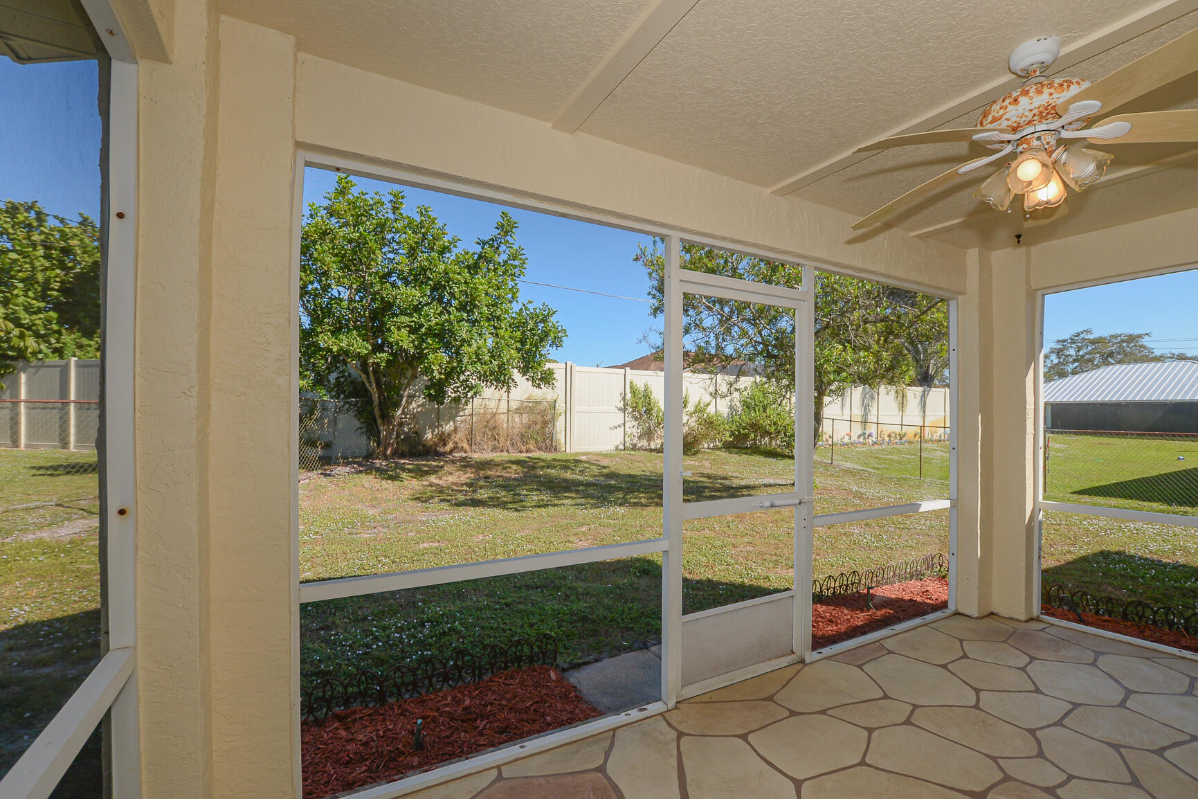 2201 SE Carnation Road