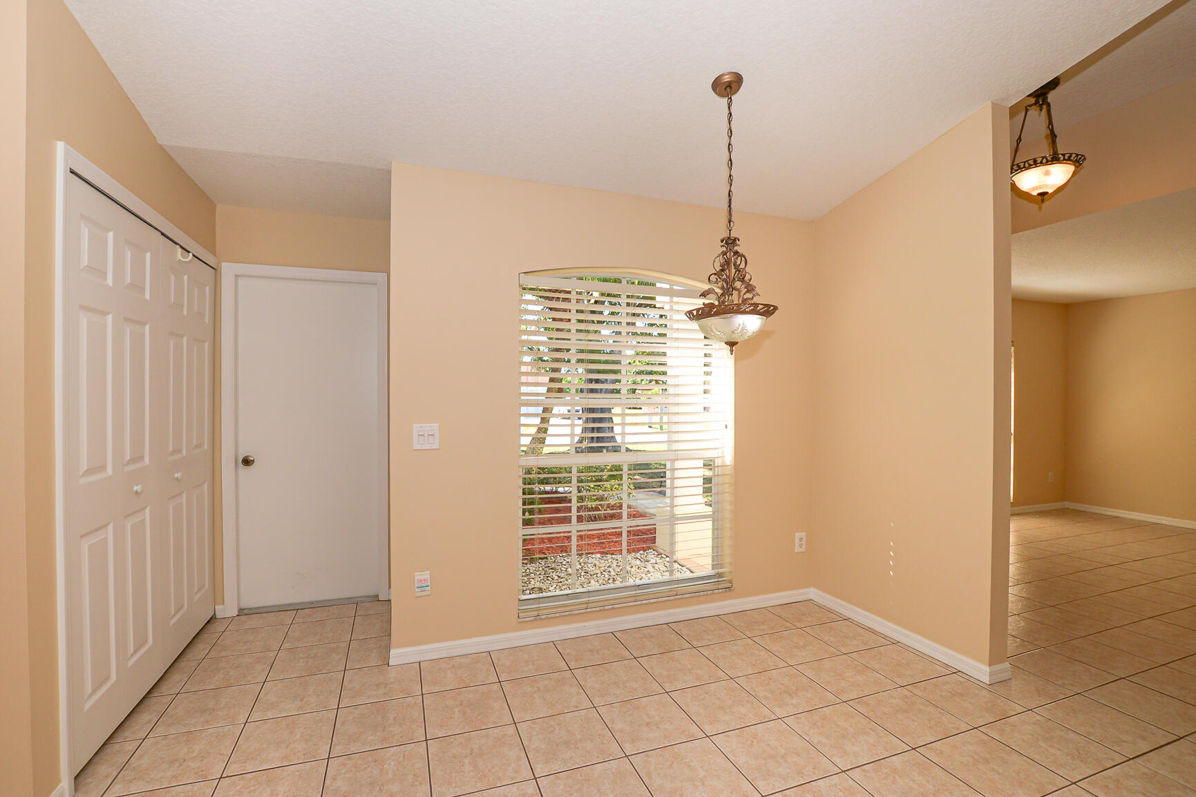 2201 SE Carnation Road
