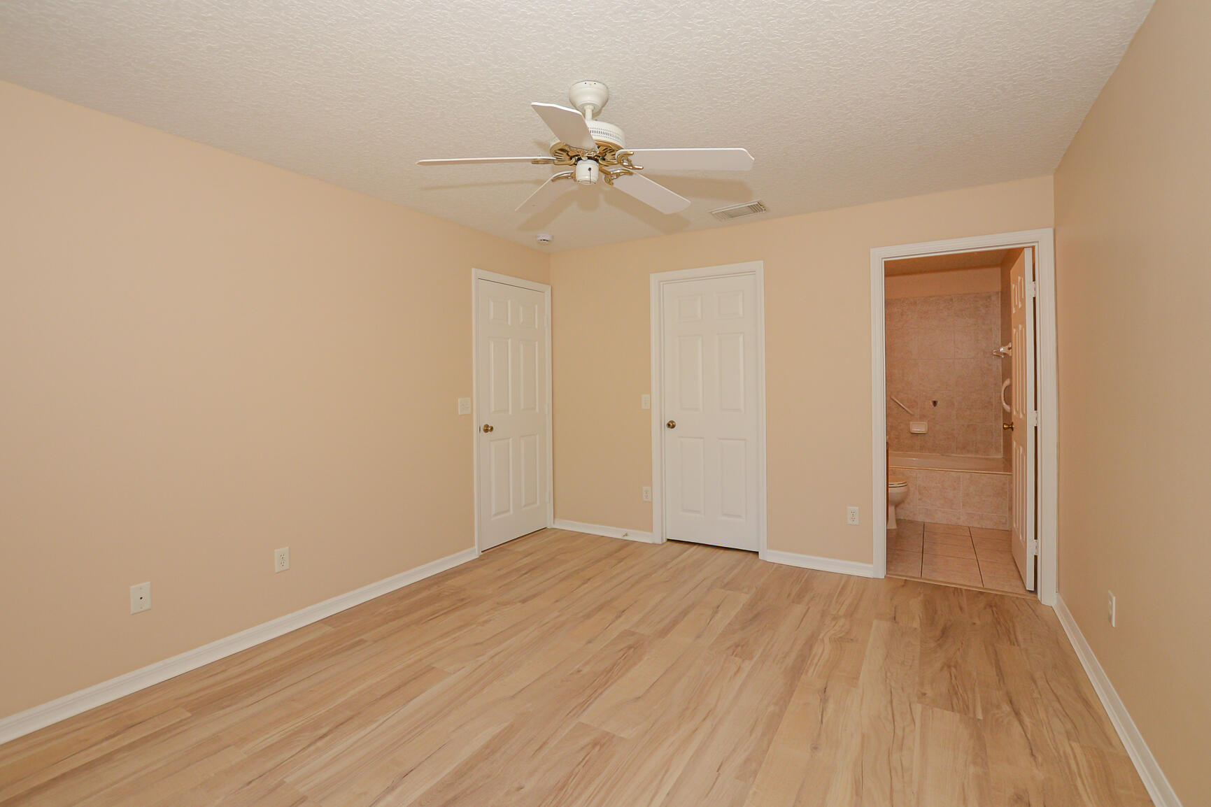 2201 SE Carnation Road