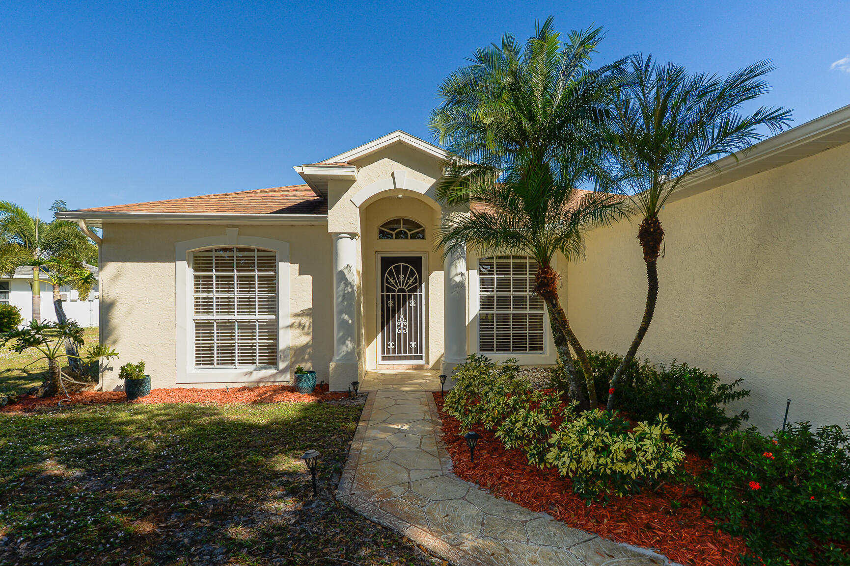 2201 SE Carnation Road