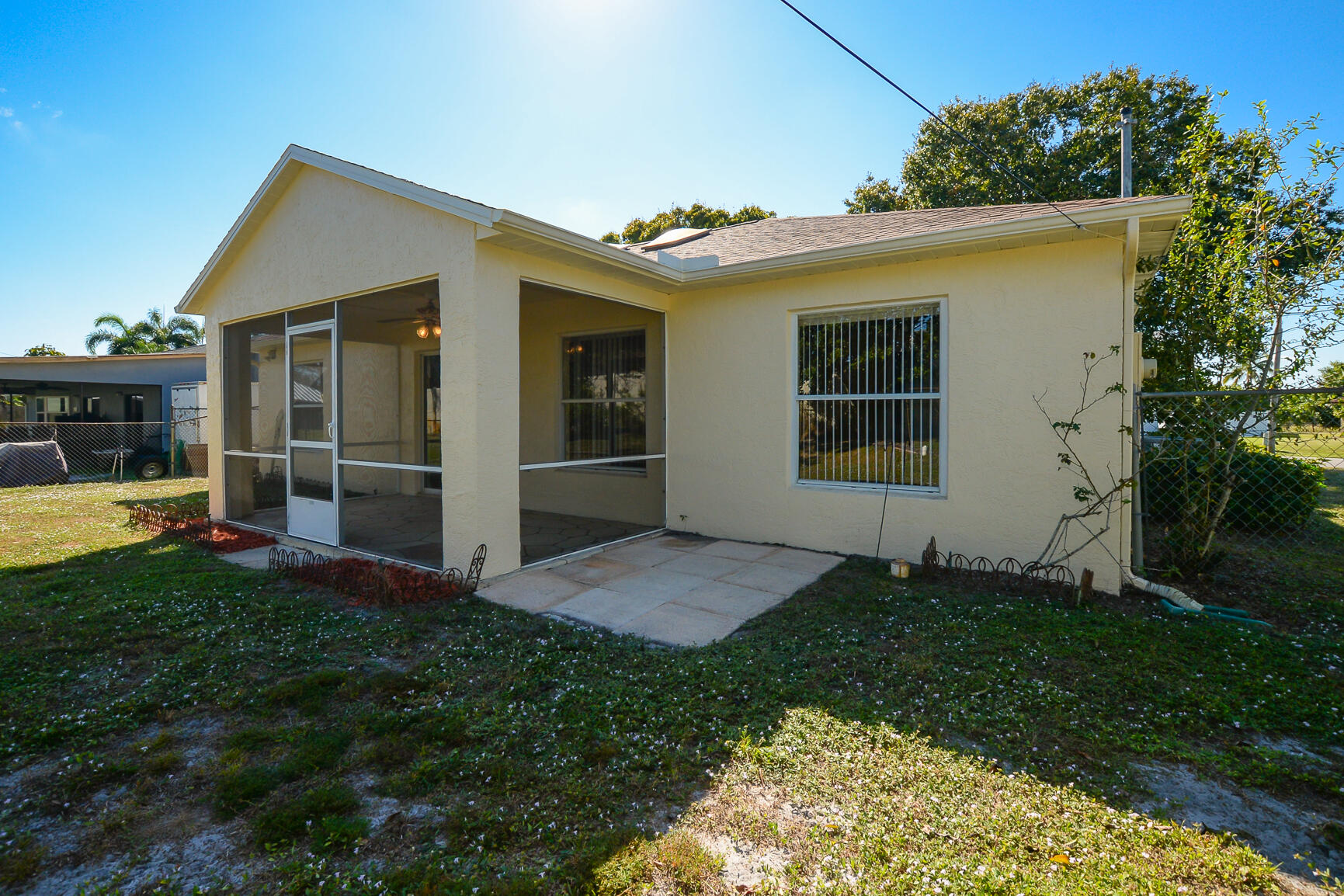 2201 SE Carnation Road