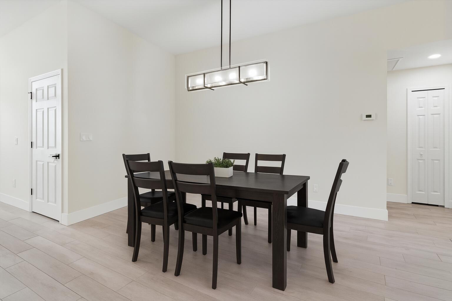 5207 NW South Lovoy Circle