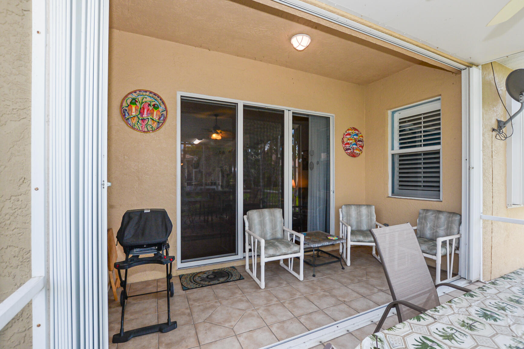 587 NW Lambrusco Drive, Port St. Lucie