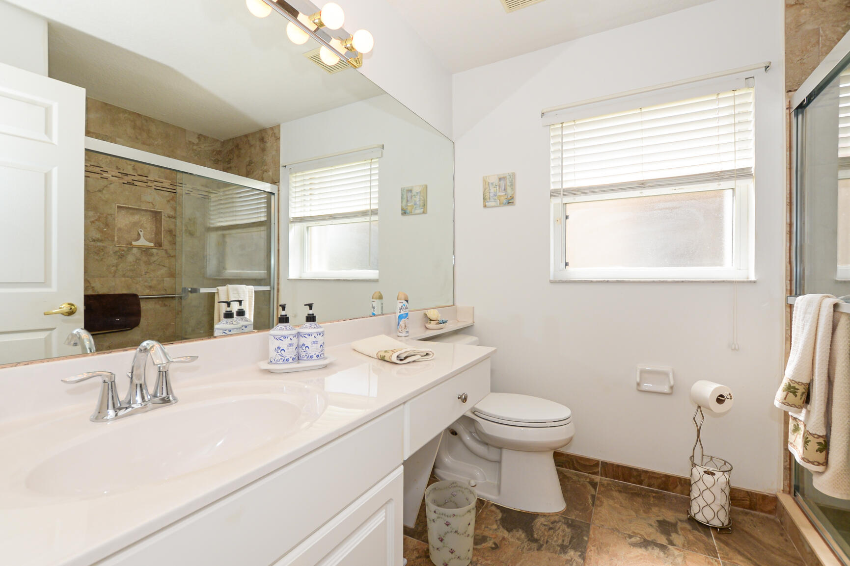 587 NW Lambrusco Drive, Port St. Lucie