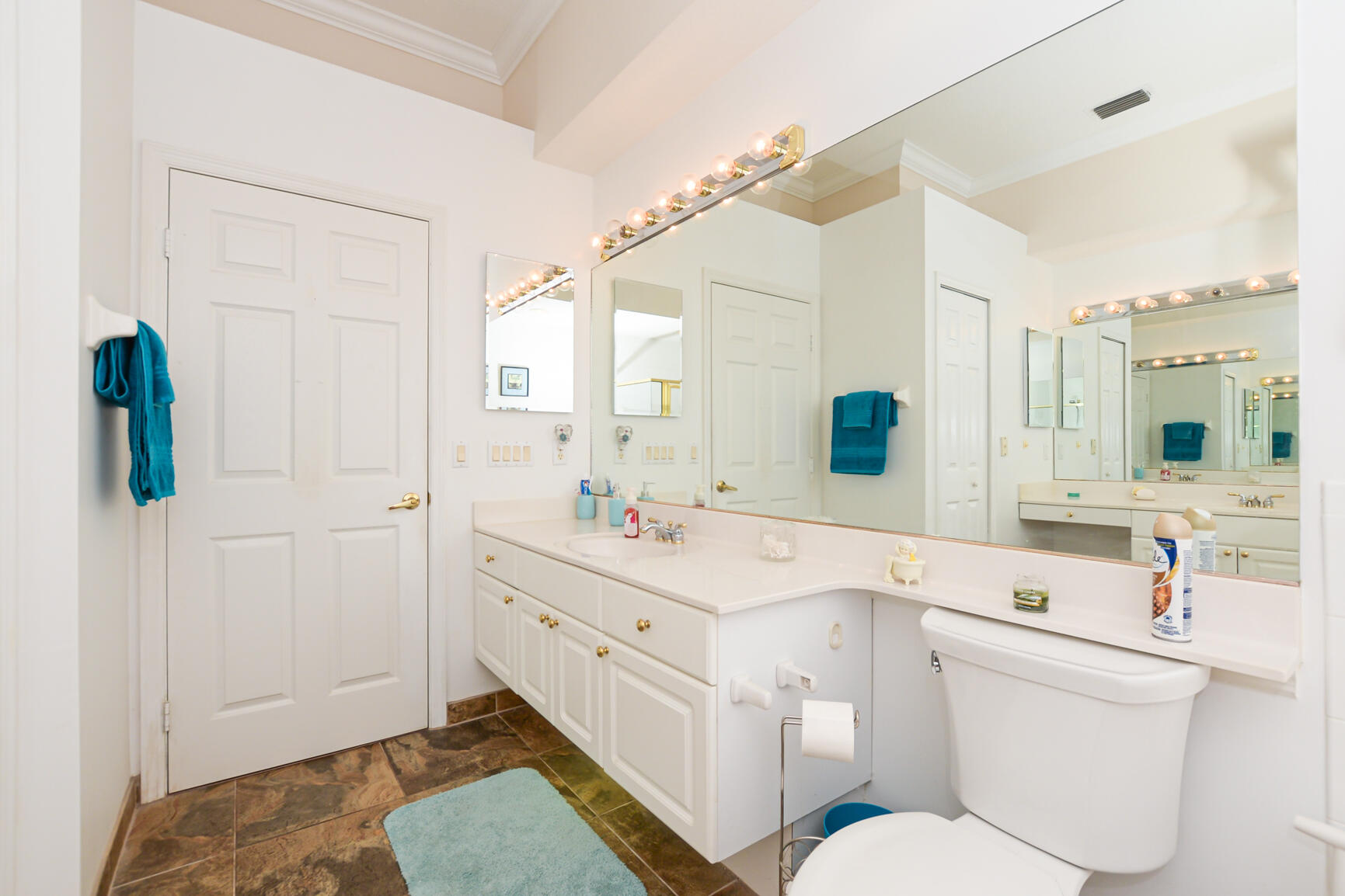 587 NW Lambrusco Drive, Port St. Lucie
