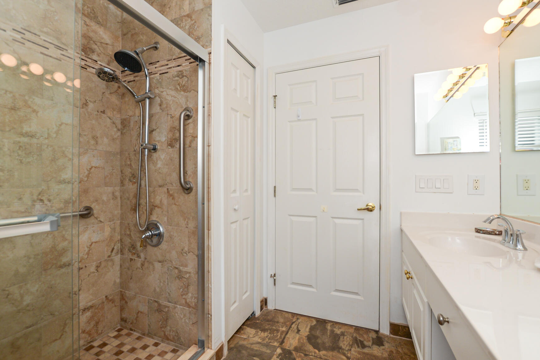 587 NW Lambrusco Drive, Port St. Lucie