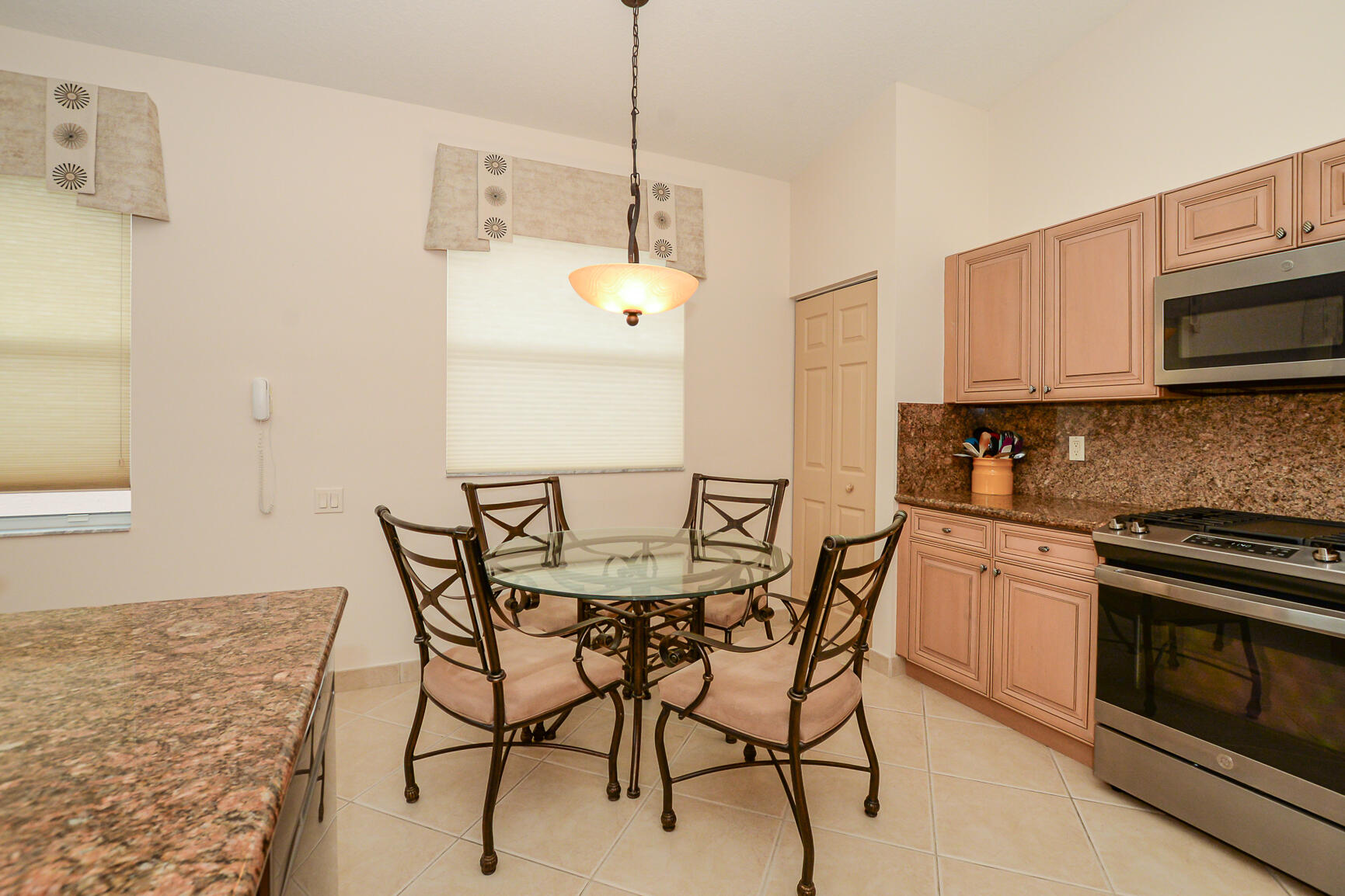 354 NW Shoreview Drive, Port St. Lucie