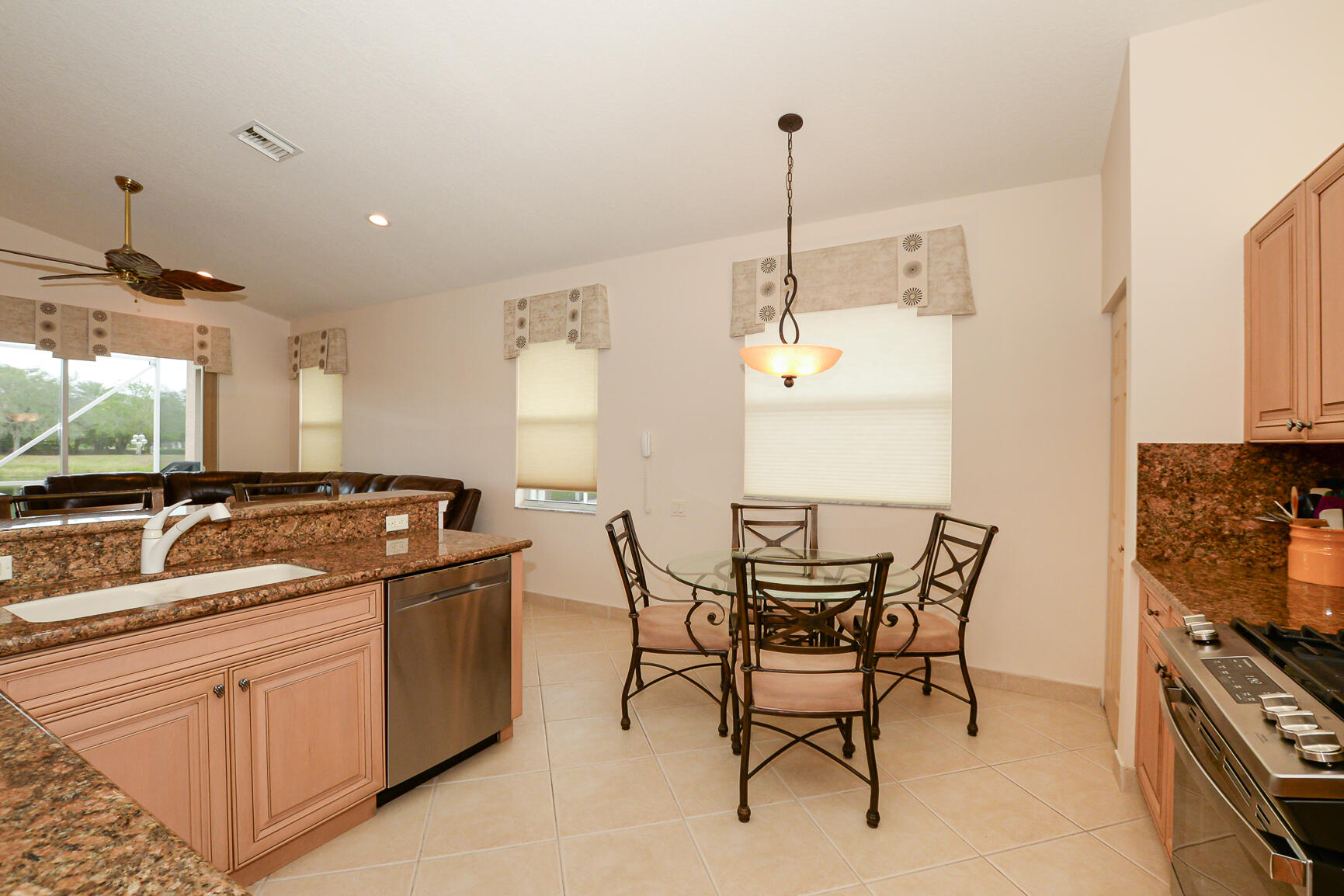 354 NW Shoreview Drive, Port St. Lucie