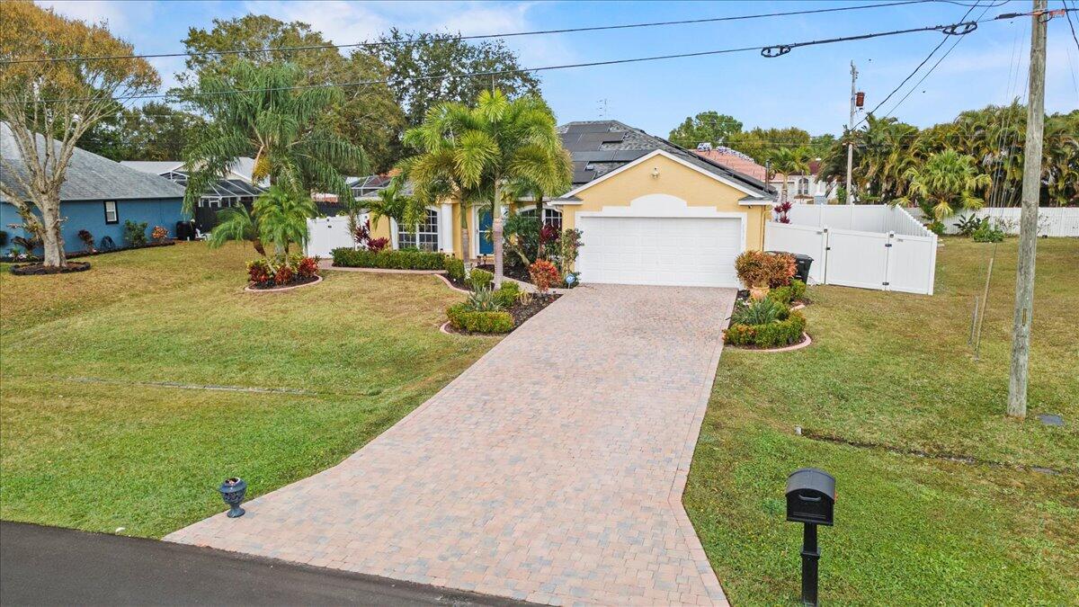 3215 SE West Snow Road, Port St. Lucie