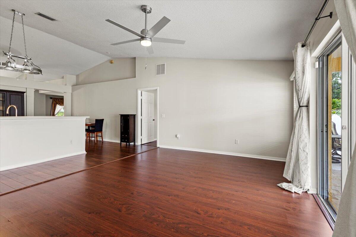 3215 SE West Snow Road, Port St. Lucie