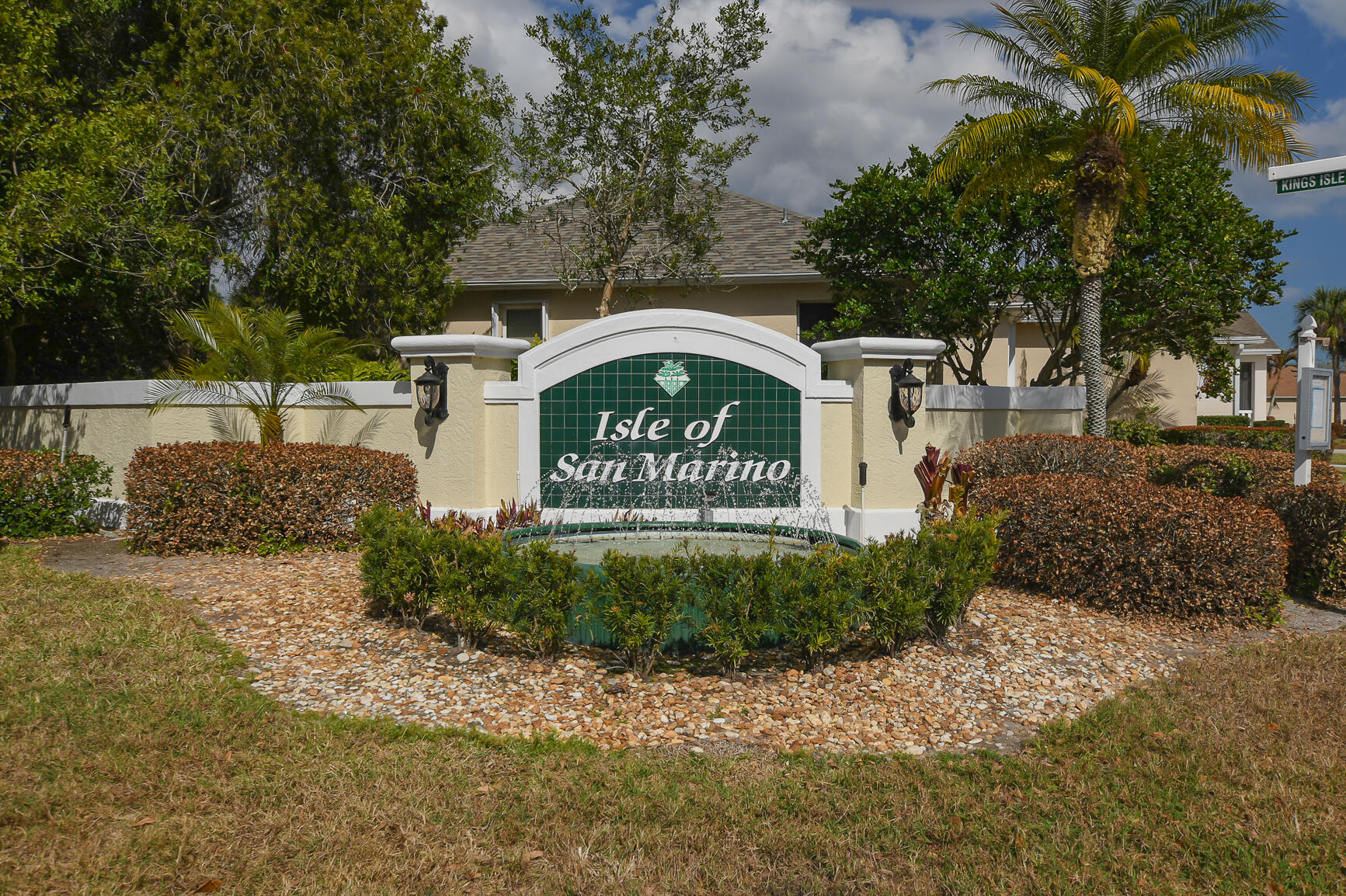 569 NW Cortina Lane, Port St. Lucie