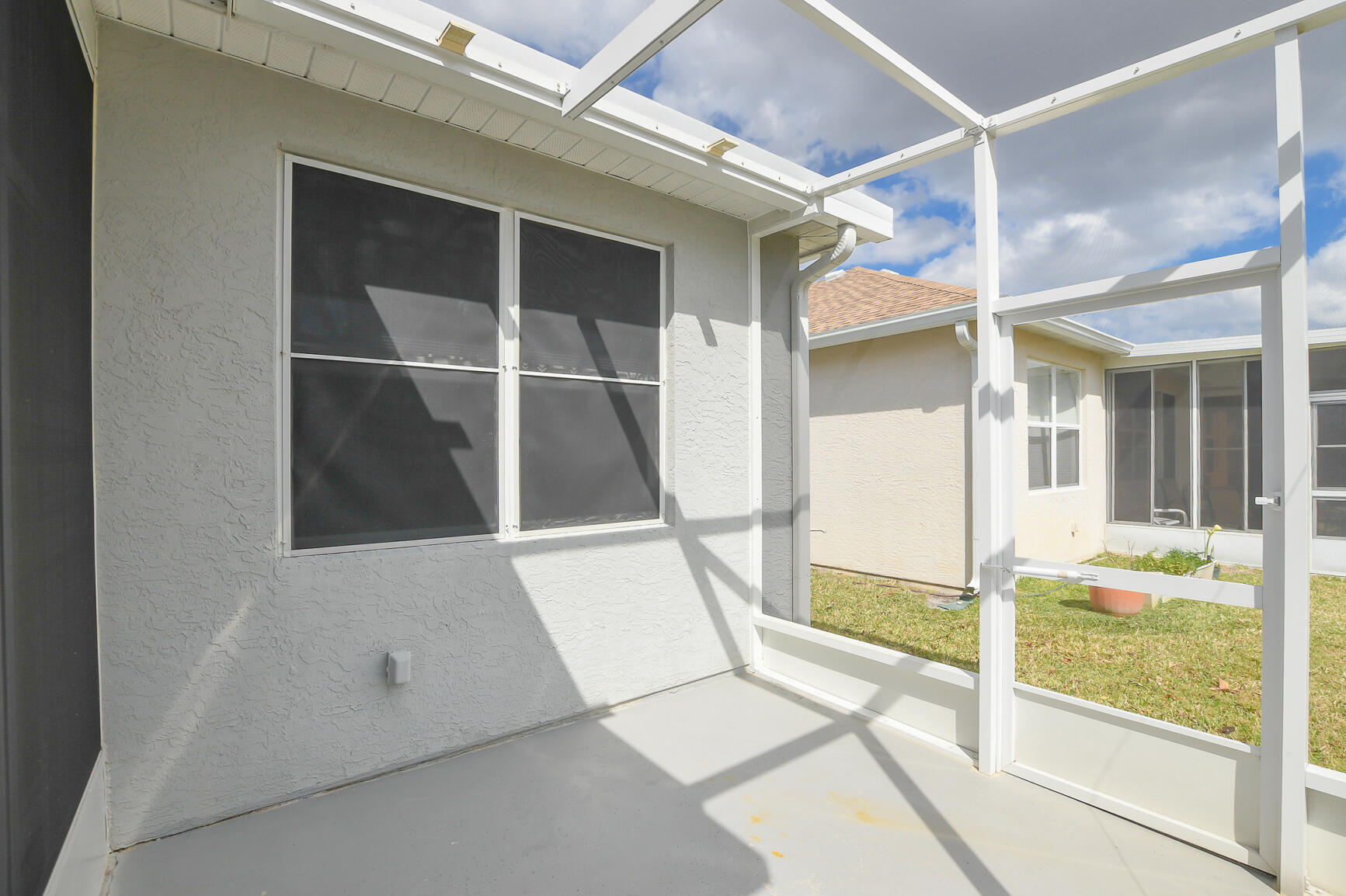 569 NW Cortina Lane, Port St. Lucie