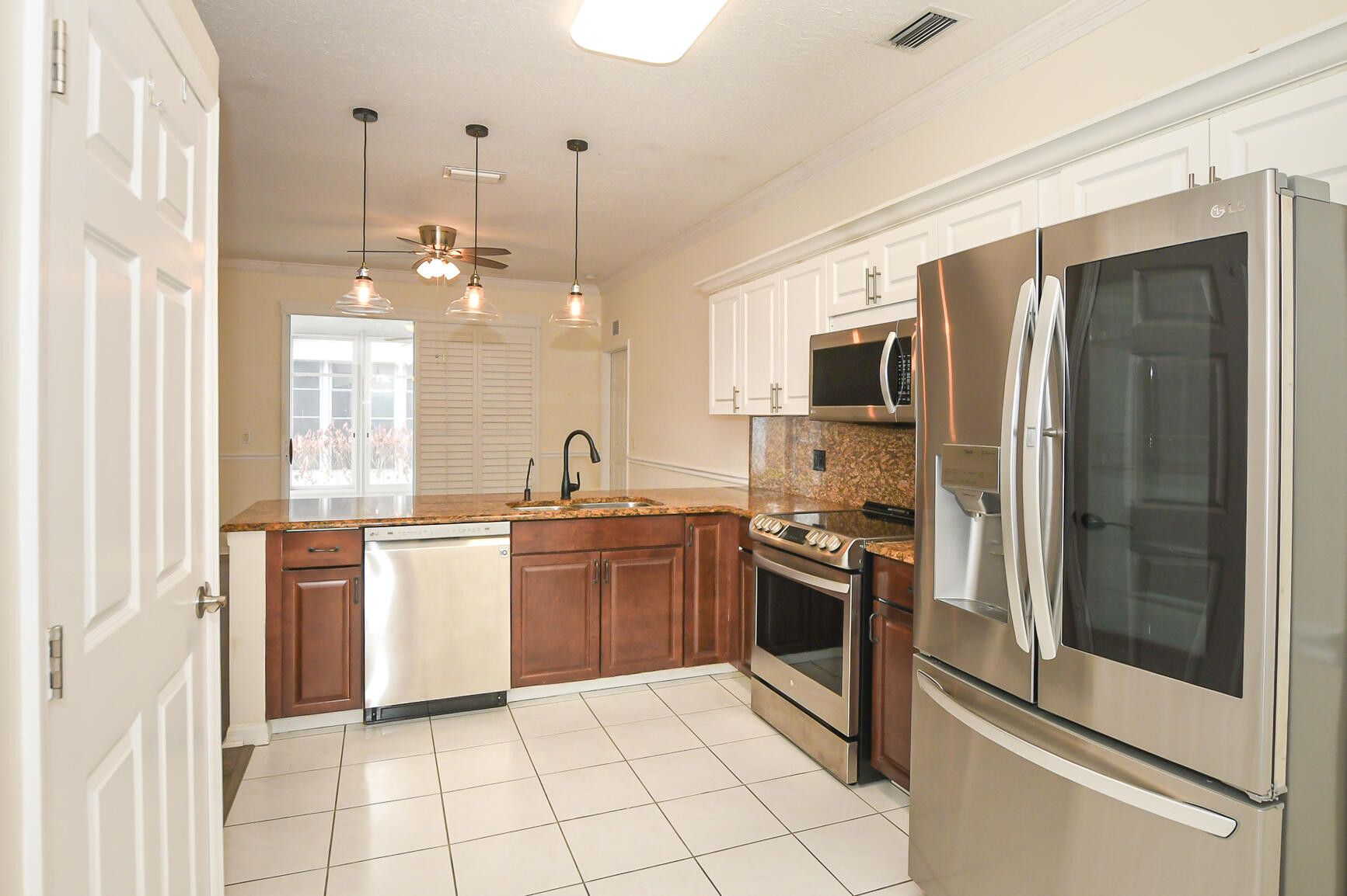 569 NW Cortina Lane, Port St. Lucie