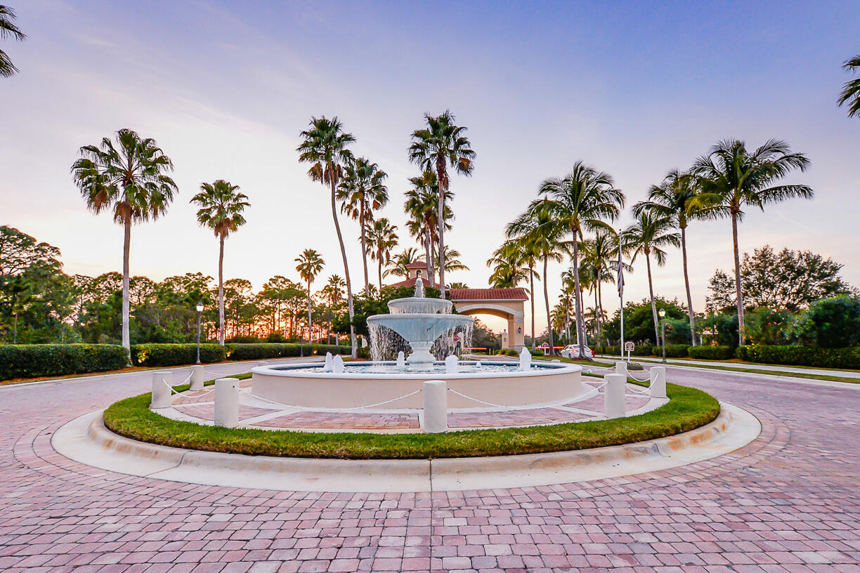 145 NW Lawton Road, Port St. Lucie