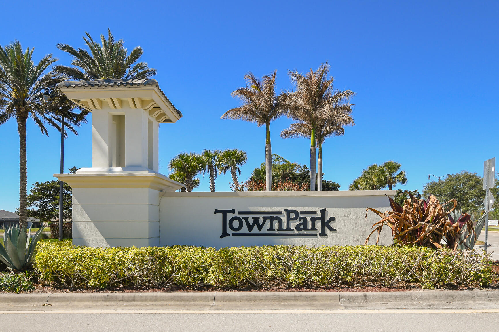 12819 SW Lake Fern Circle, Port St. Lucie