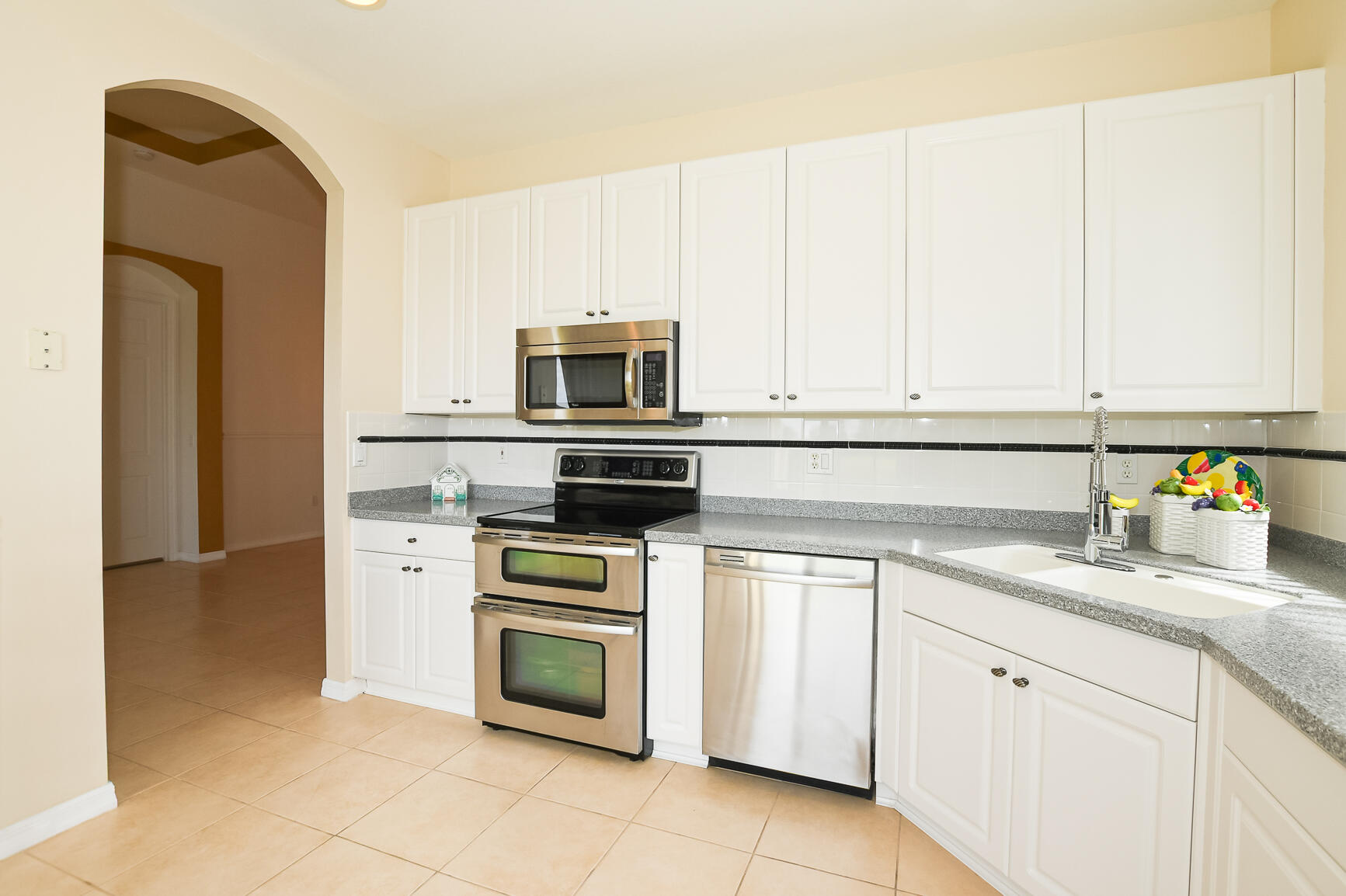 350 SW Lake Forest Way, Port St. Lucie