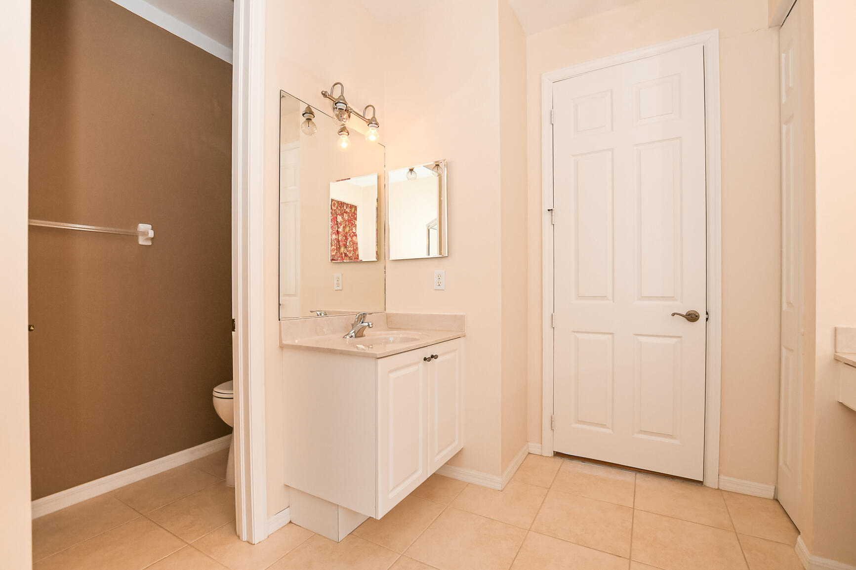 350 SW Lake Forest Way, Port St. Lucie