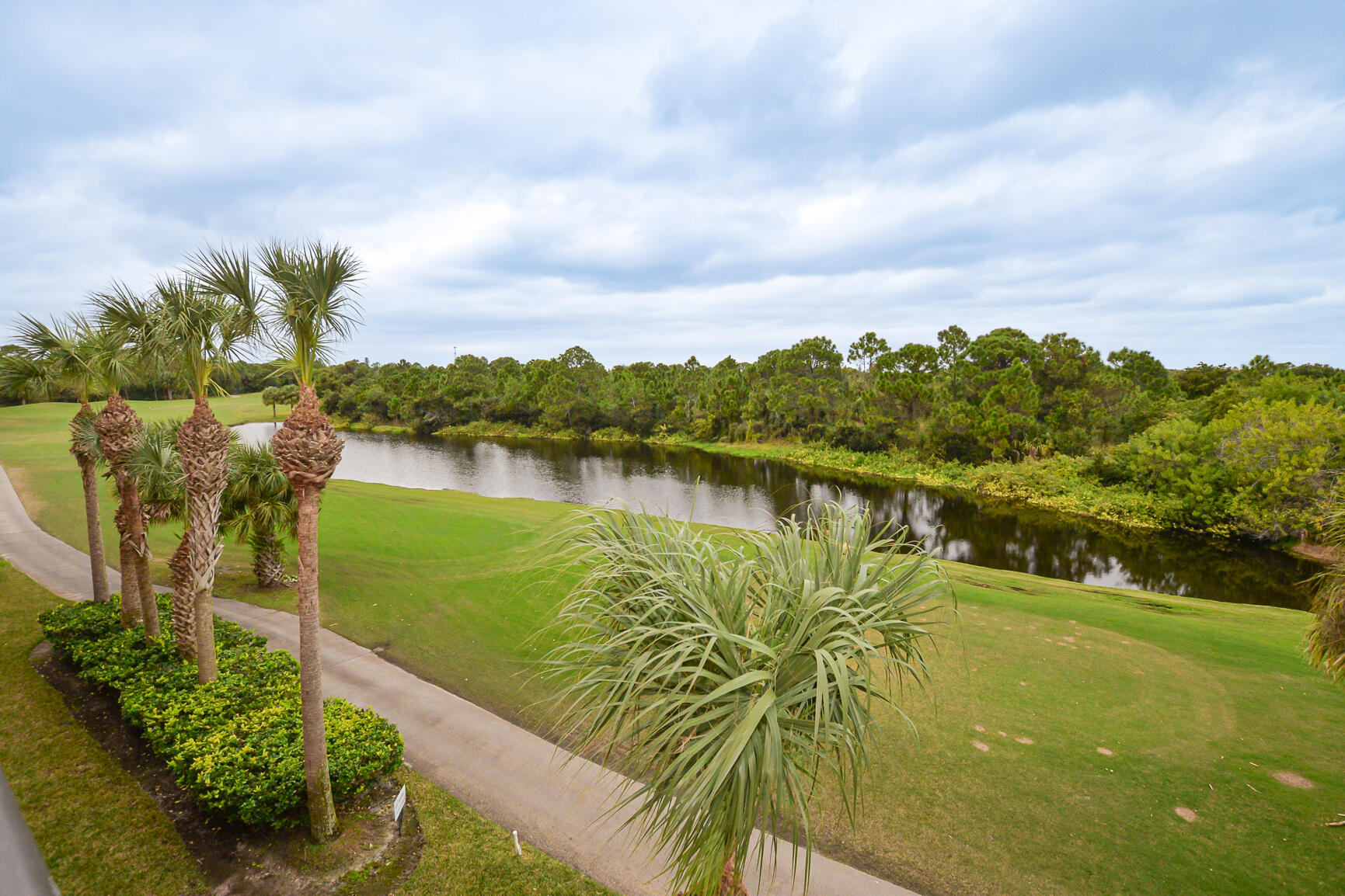 4190 Gator Greens Way 35
