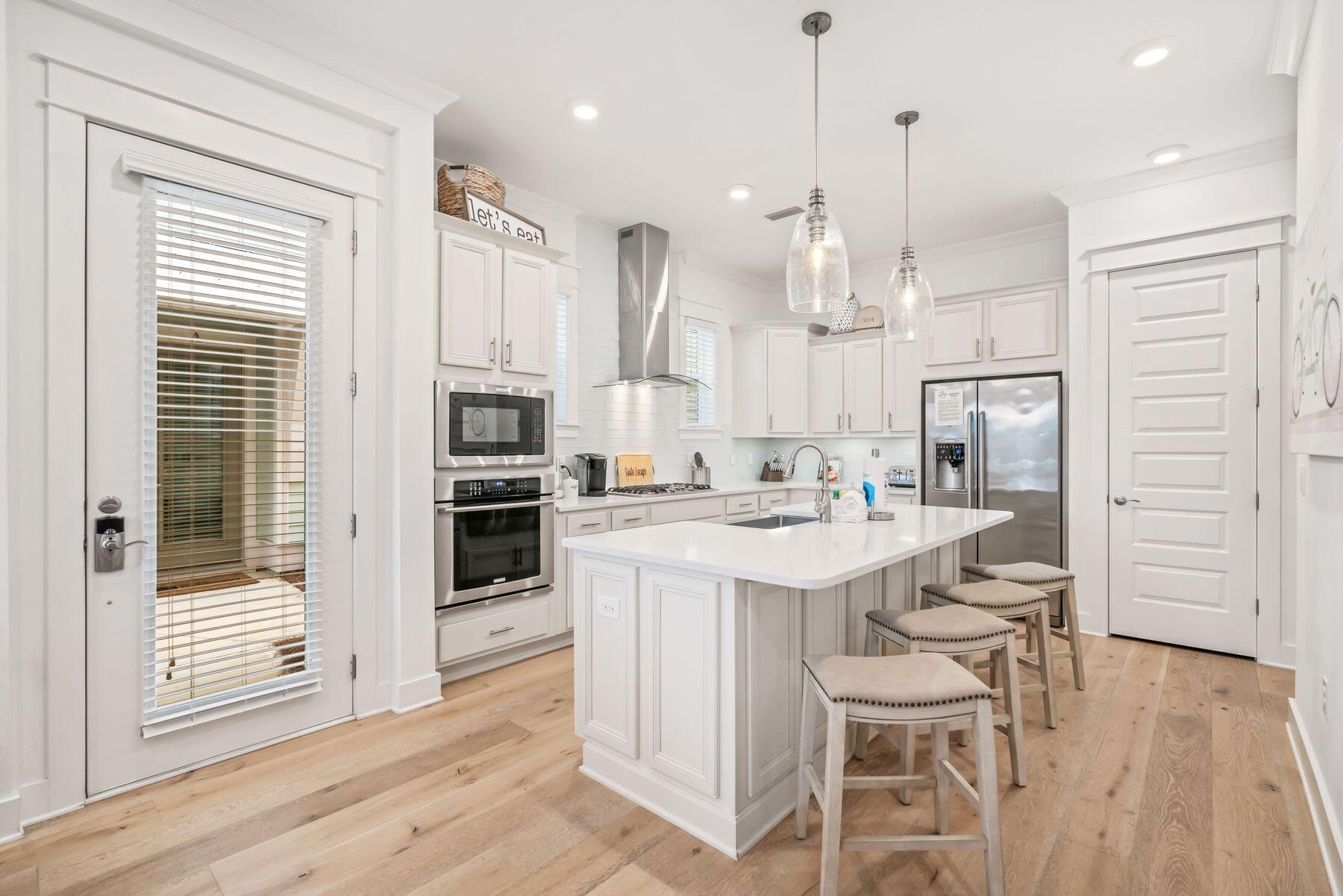 100 E Pine Lands Loop Unit: Unit B