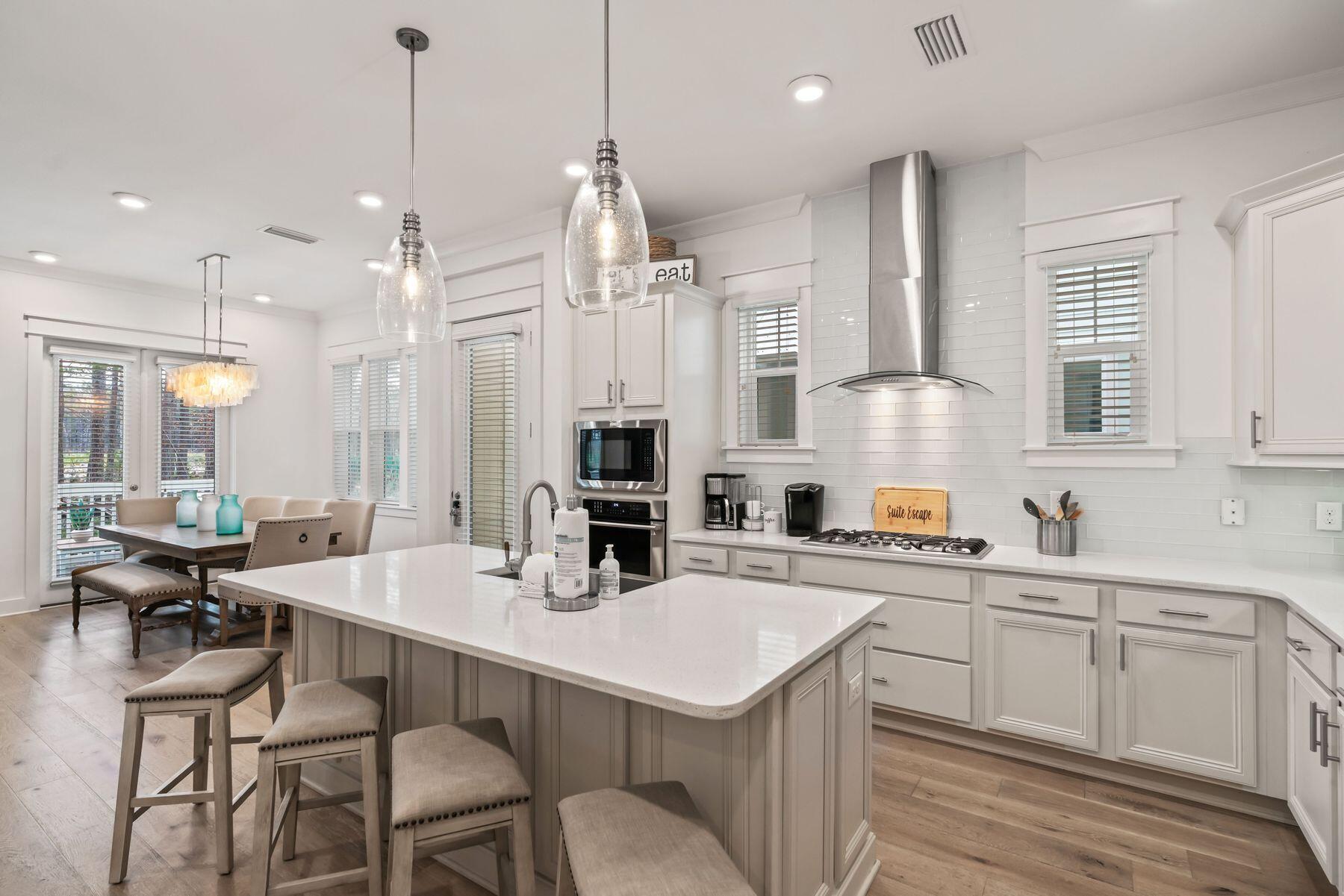 100 E Pine Lands Loop Unit: Unit B