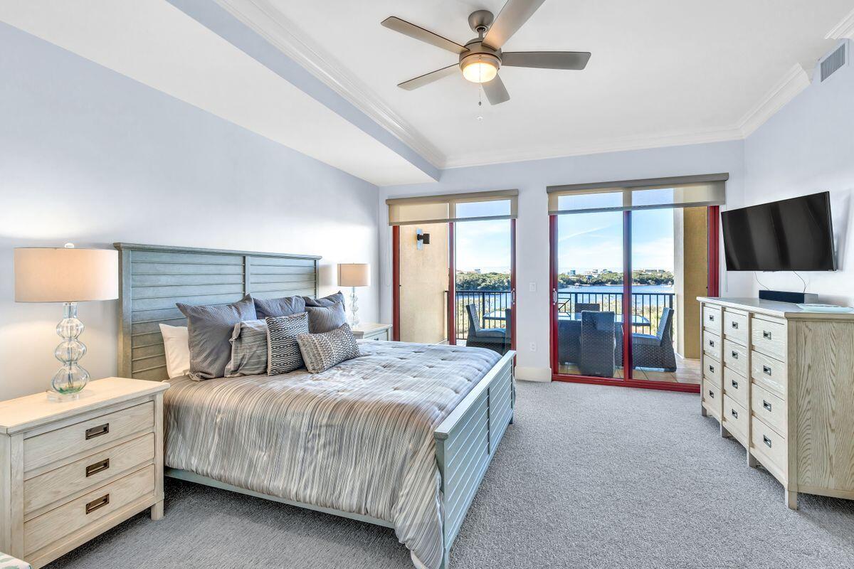 1363 W County Highway 30A Unit: 3113
