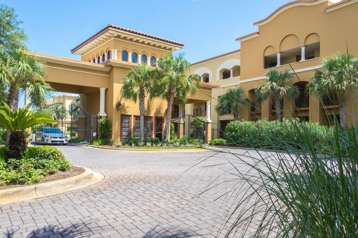 1363 W County Highway 30A Unit: 3113