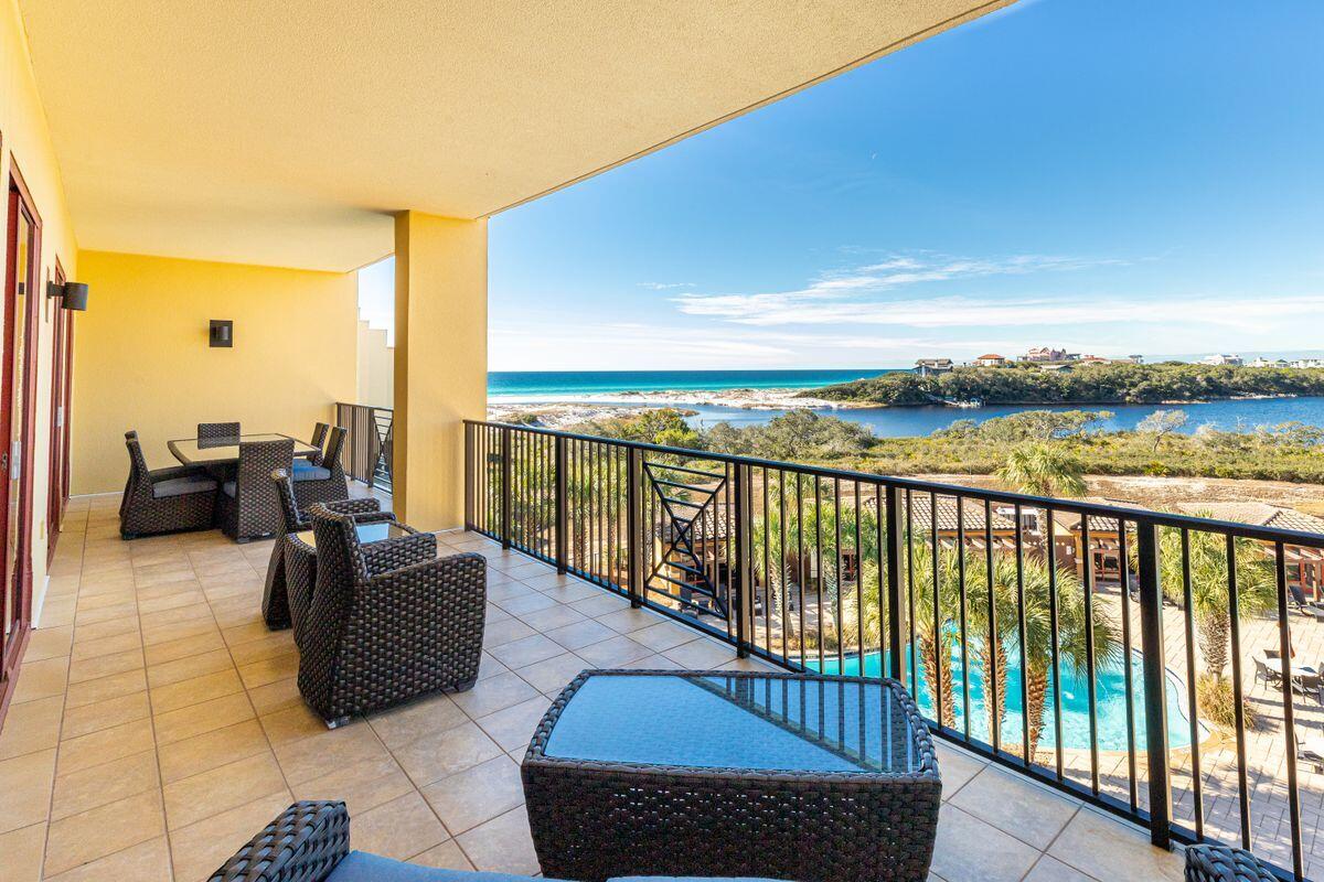 1363 W County Highway 30A Unit: 3113